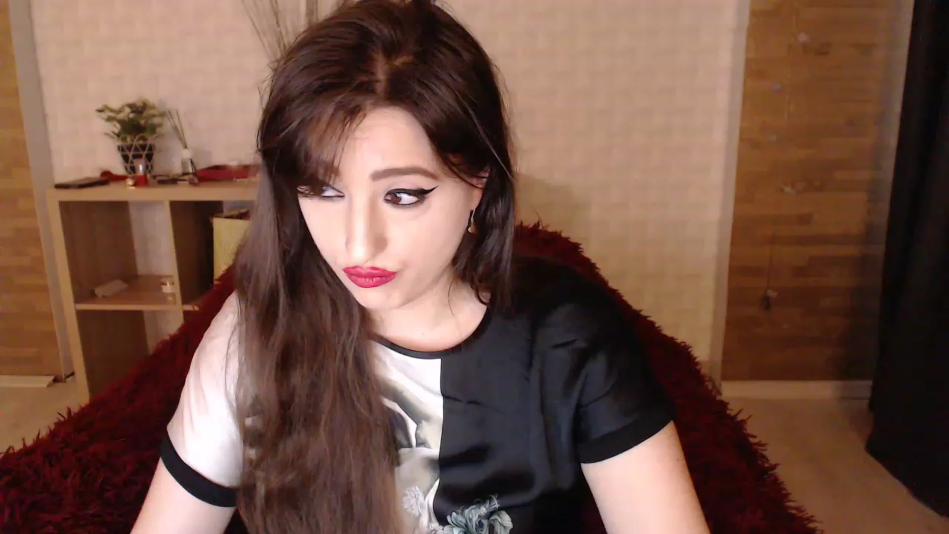 Gallery image thumbnail from HotRebbecca's myfreecams stream on, 08/25/2023, 05:46 image 14 of 20