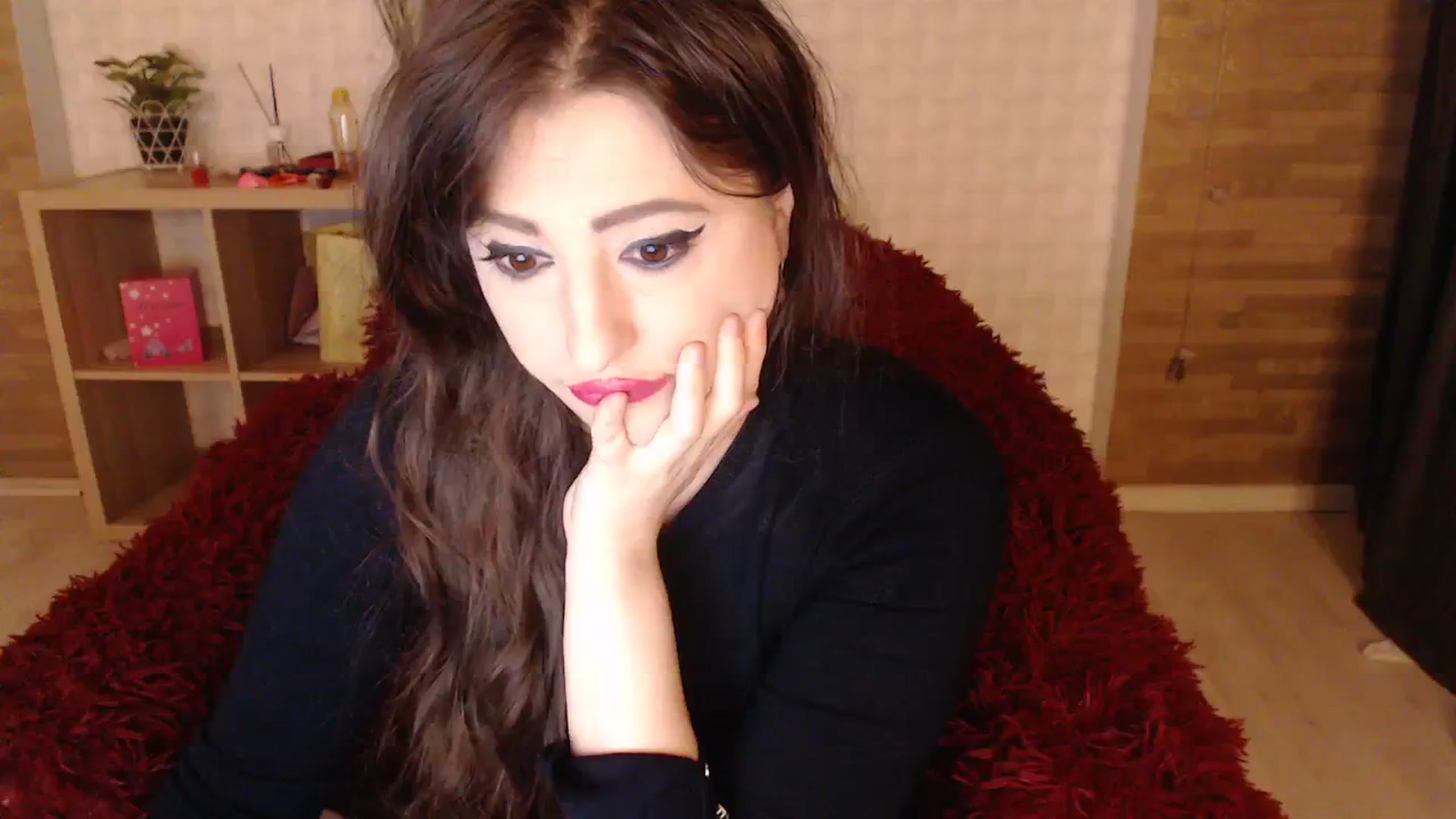 Gallery image thumbnail from HotRebbecca's myfreecams stream on, 10/19/2023, 05:10 image 17 of 20