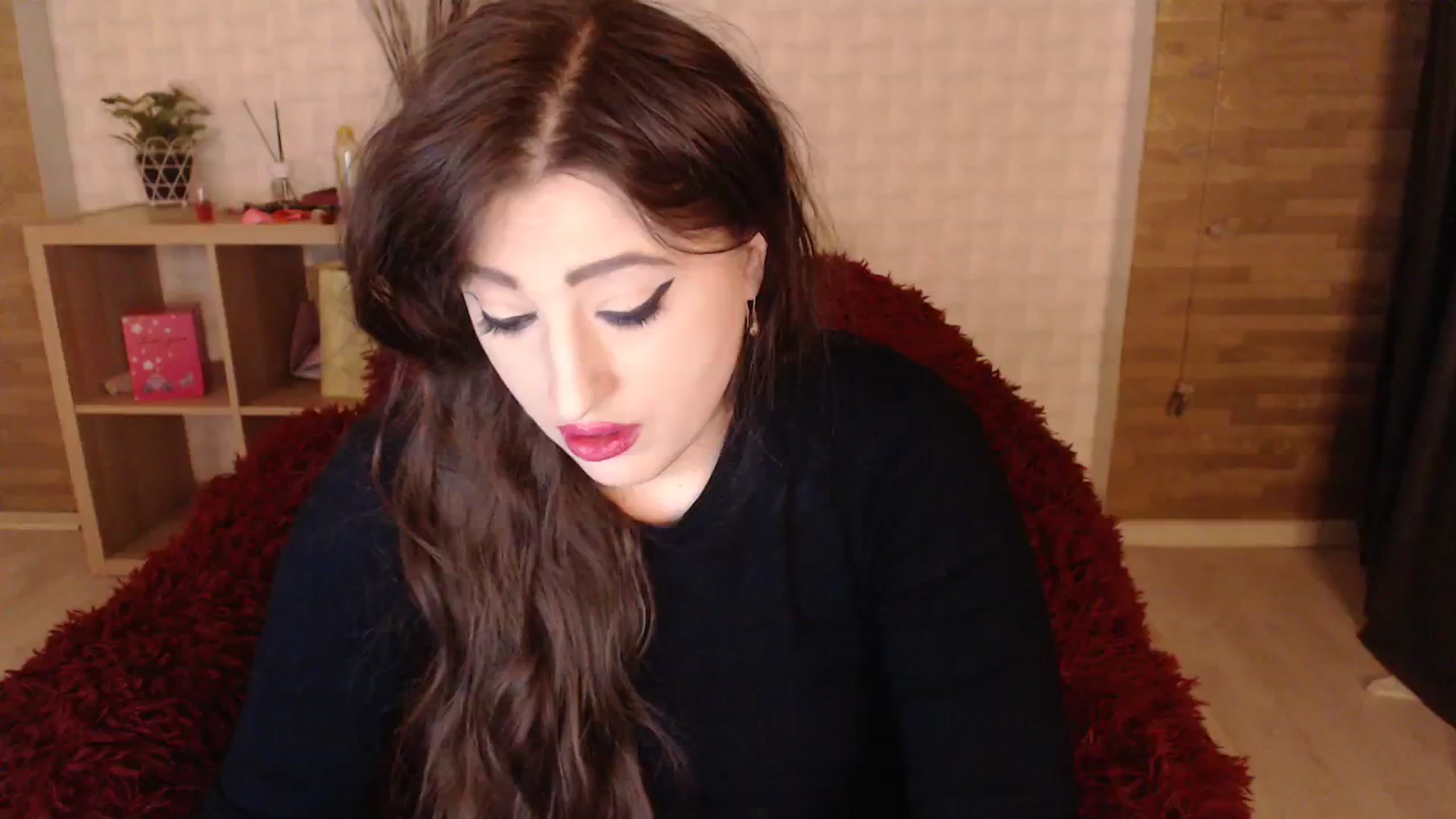 Gallery image thumbnail from HotRebbecca's myfreecams stream on, 10/19/2023, 05:10 image 12 of 20