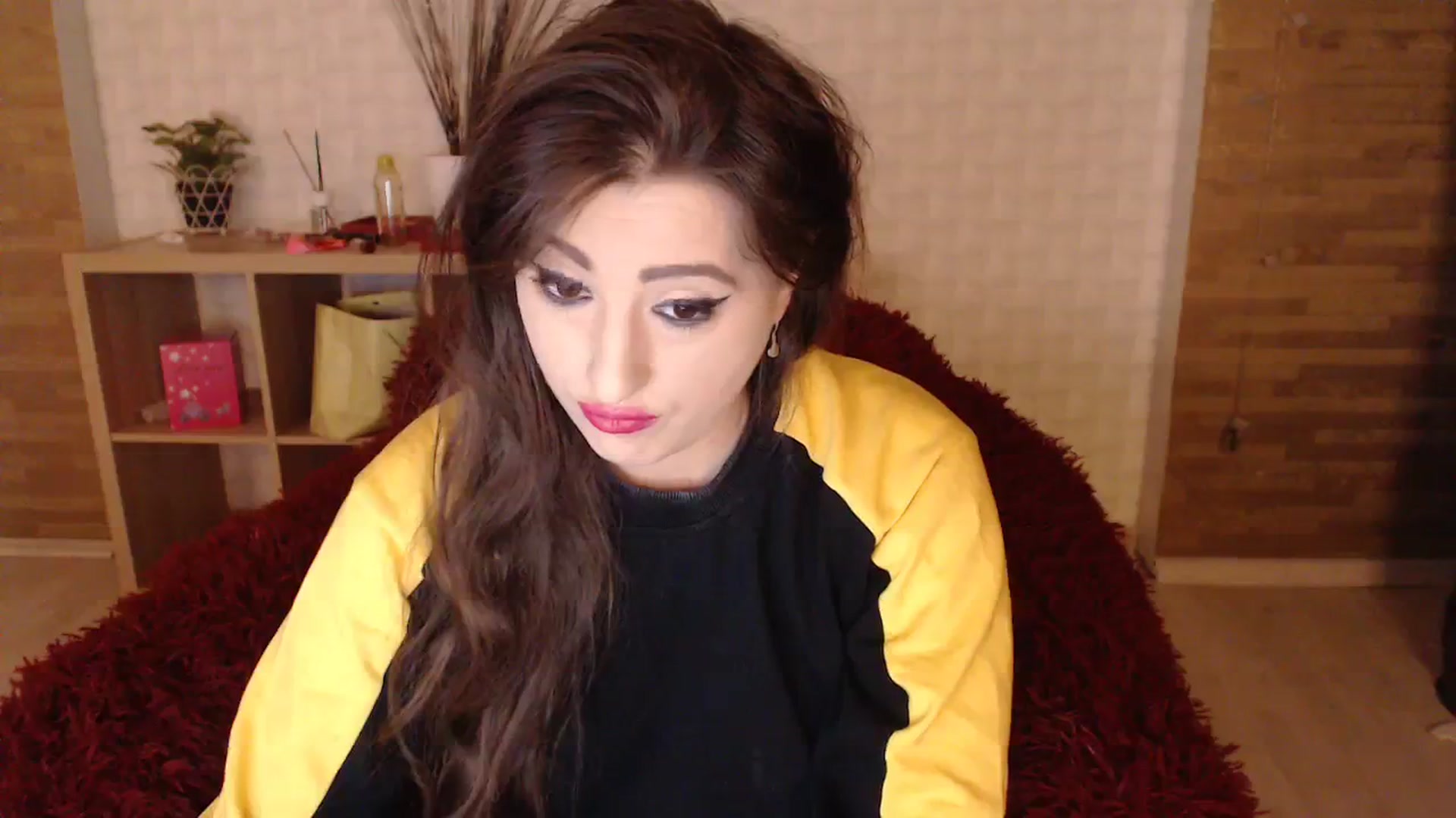 Gallery image thumbnail from HotRebbecca's myfreecams stream on, 10/21/2023, 03:24 image 6 of 20