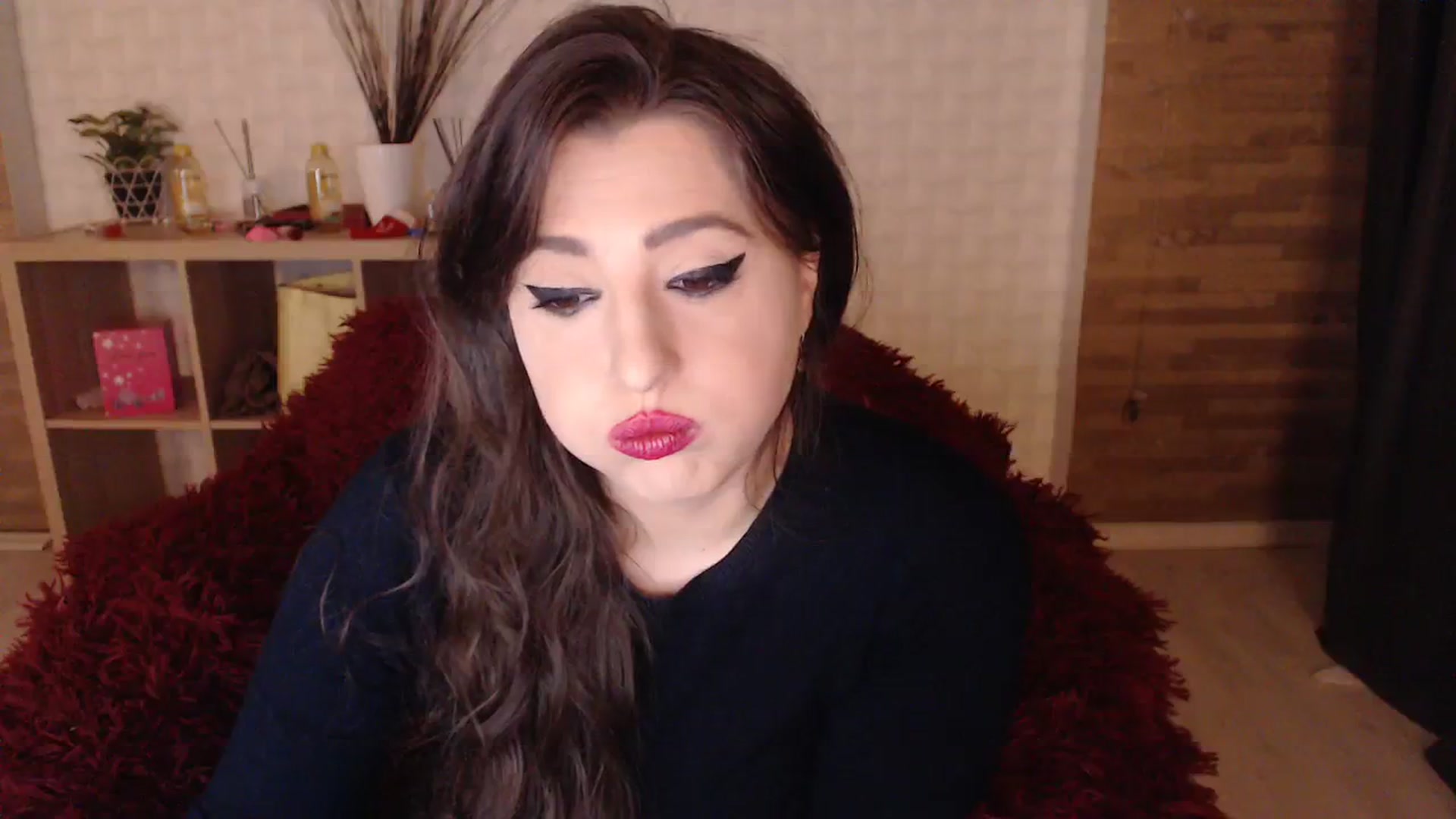 Gallery image thumbnail from HotRebbecca's myfreecams stream on, 10/25/2023, 05:00 image 17 of 20