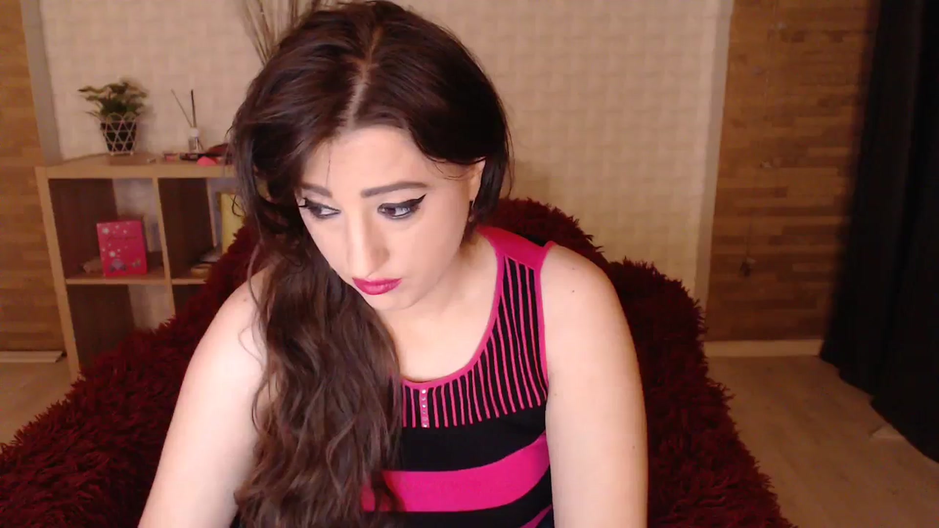 Gallery image thumbnail from HotRebbecca's myfreecams stream on, 11/04/2023, 03:58 image 5 of 20