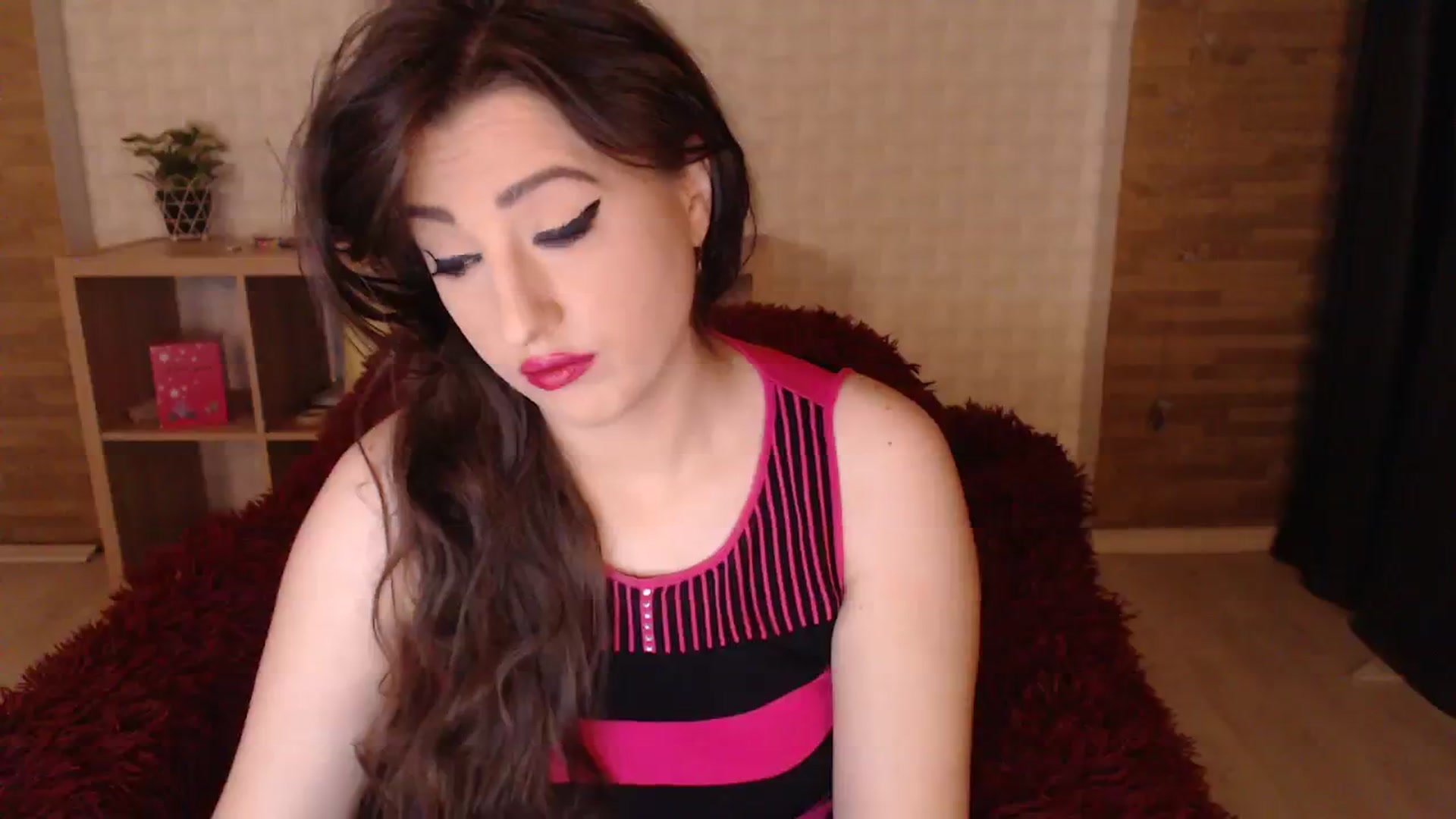 Gallery image thumbnail from HotRebbecca's myfreecams stream on, 11/04/2023, 03:58 image 7 of 20