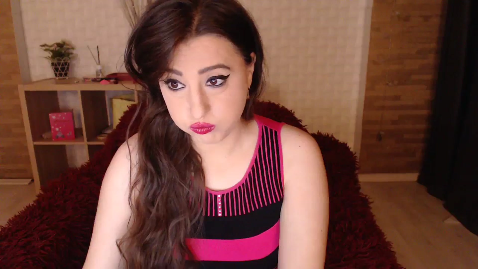 Gallery image thumbnail from HotRebbecca's myfreecams stream on, 11/04/2023, 03:58 image 14 of 20