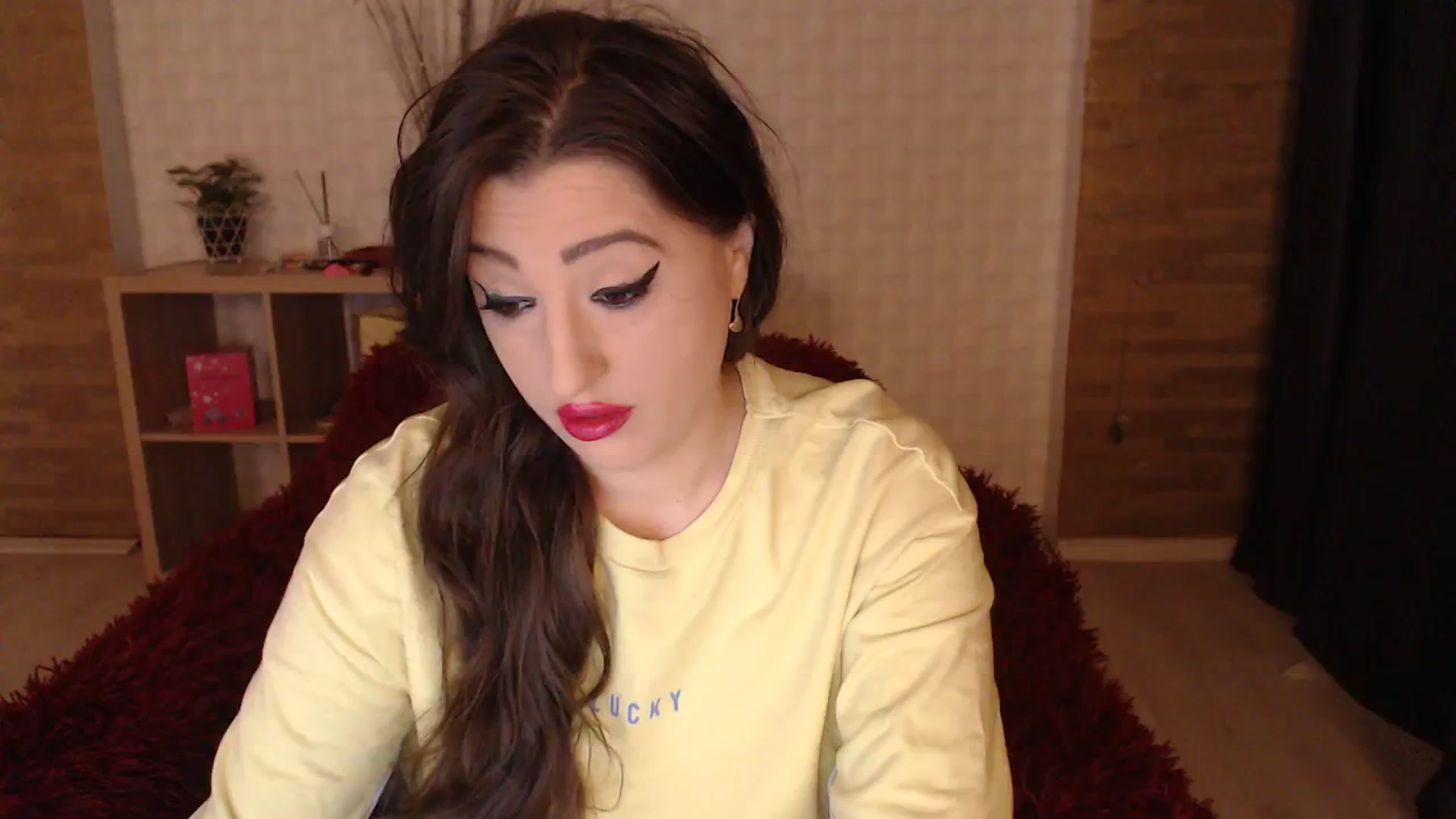 Gallery image thumbnail from HotRebbecca's myfreecams stream on, 11/05/2023, 03:43 image 1 of 20