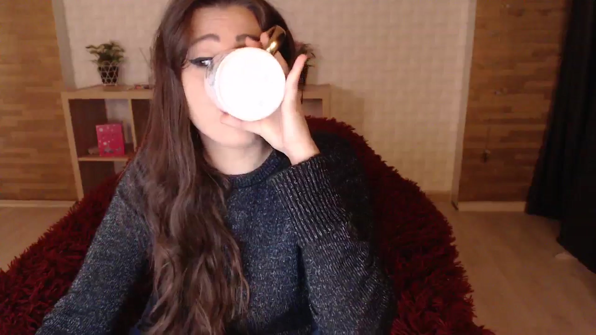 Gallery image thumbnail from HotRebbecca's myfreecams stream on, 11/07/2023, 04:56 image 16 of 20
