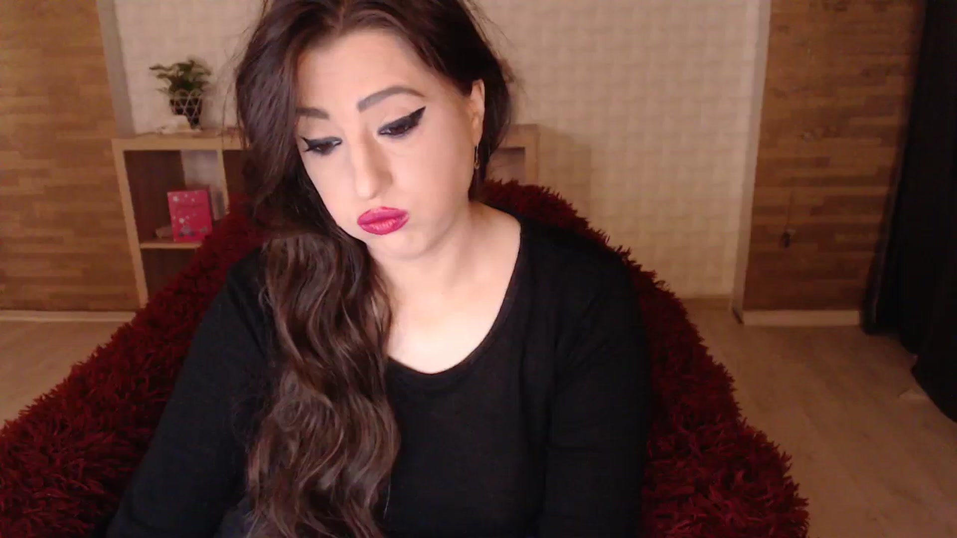 Gallery image thumbnail from HotRebbecca's myfreecams stream on, 11/11/2023, 02:53 image 4 of 20
