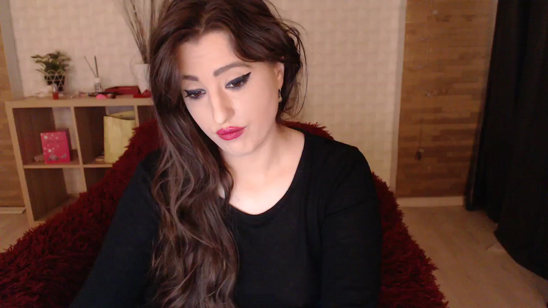 Gallery image thumbnail from HotRebbecca's myfreecams stream on, 11/11/2023, 07:41 image 6 of 20