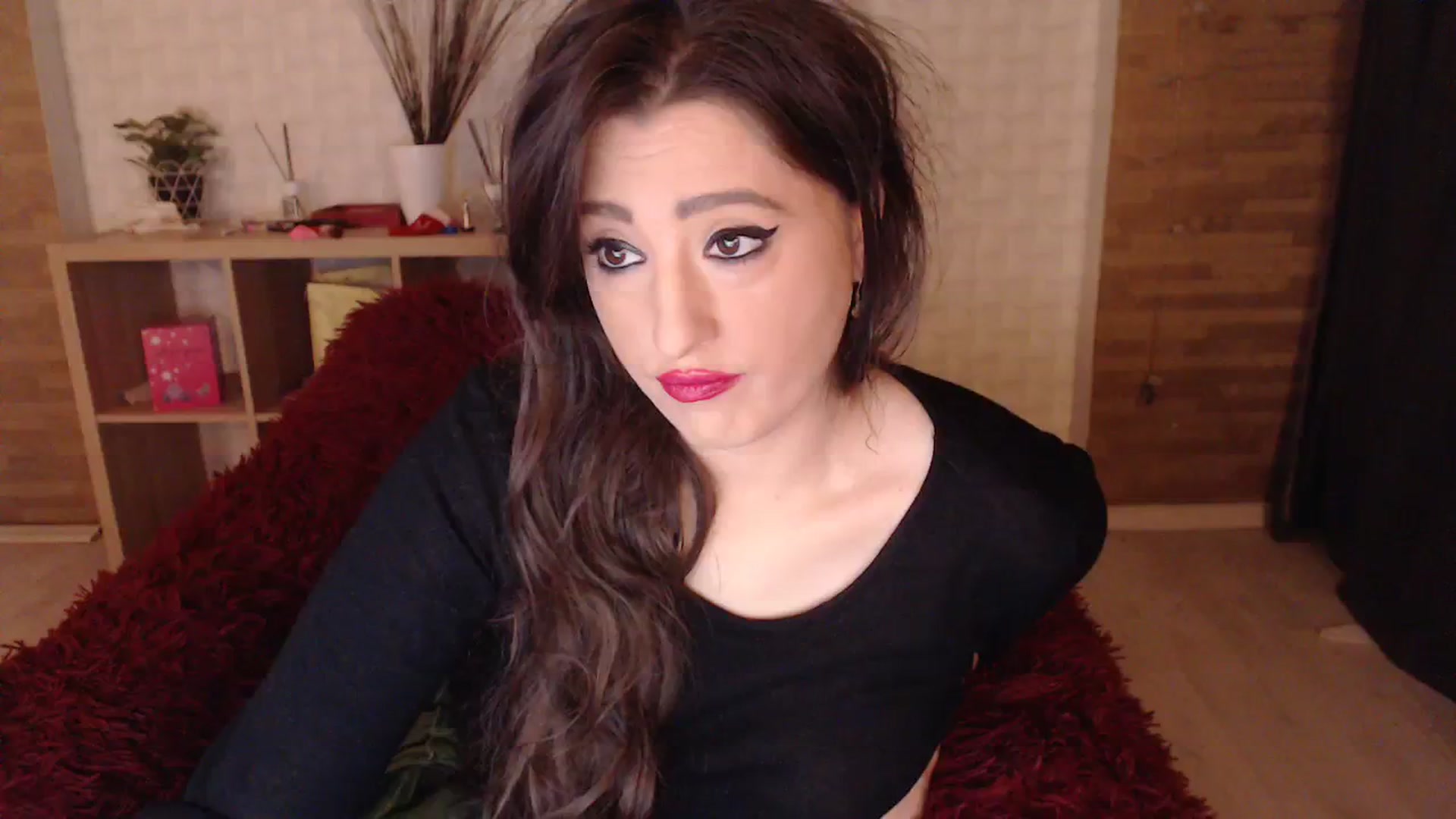 Gallery image thumbnail from HotRebbecca's myfreecams stream on, 11/12/2023, 04:42 image 6 of 20