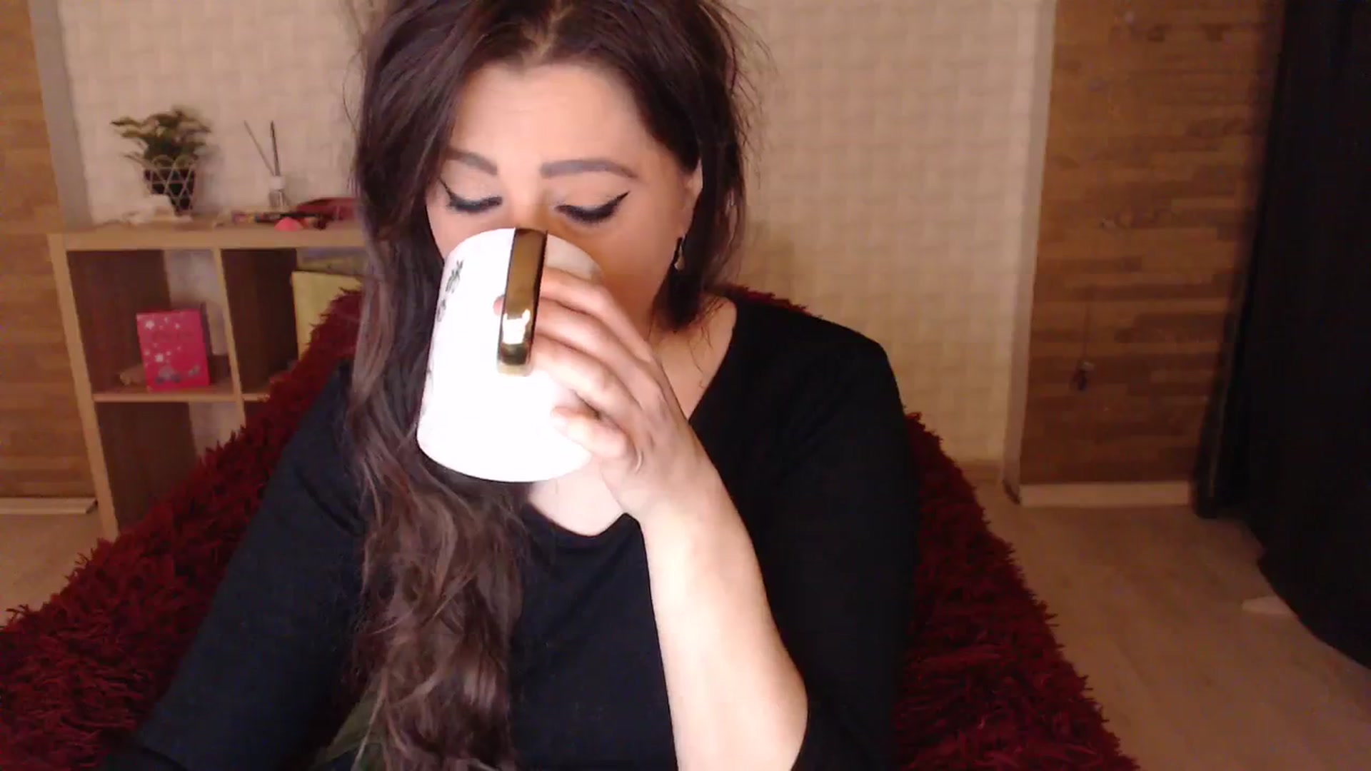 Gallery image thumbnail from HotRebbecca's myfreecams stream on, 11/12/2023, 04:42 image 2 of 20
