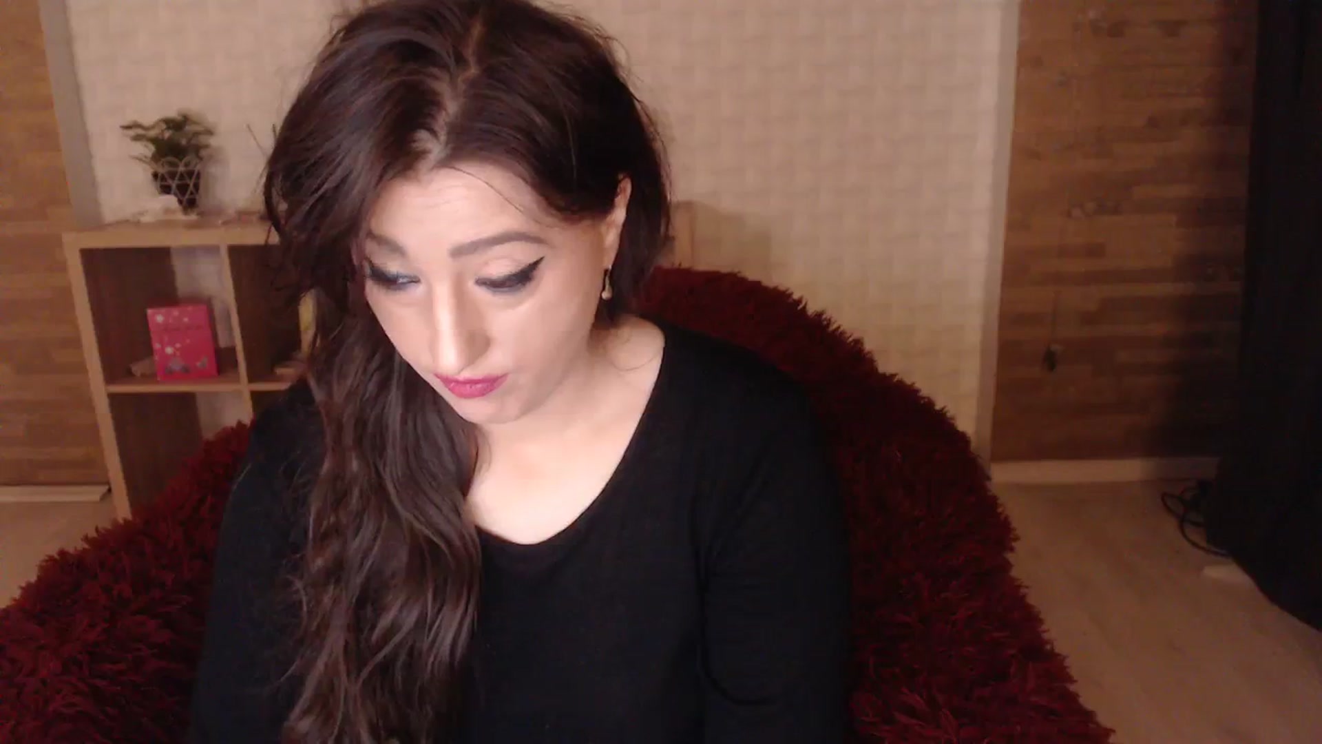 Gallery image thumbnail from HotRebbecca's myfreecams stream on, 11/13/2023, 04:13 image 2 of 20