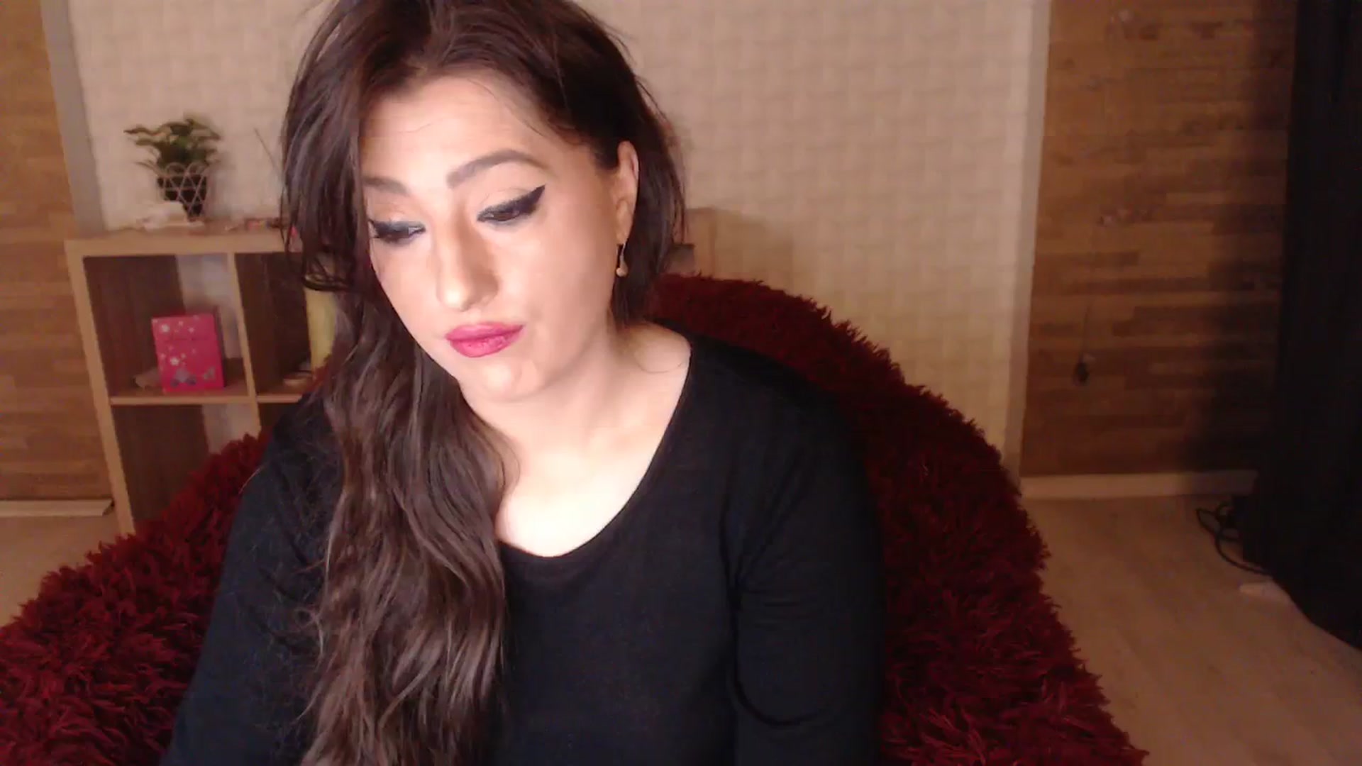 Gallery image thumbnail from HotRebbecca's myfreecams stream on, 11/13/2023, 04:13 image 4 of 20