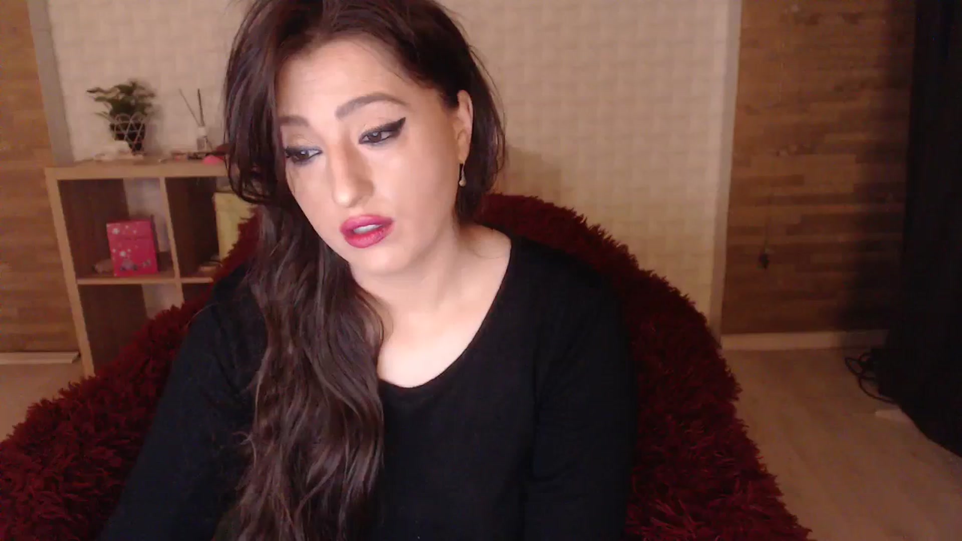 Gallery image thumbnail from HotRebbecca's myfreecams stream on, 11/13/2023, 04:13 image 12 of 20