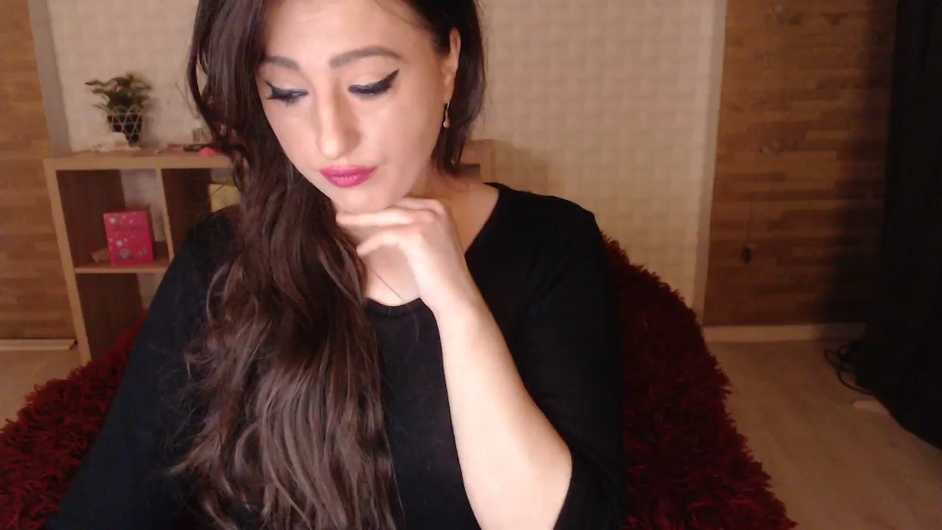 Gallery image thumbnail from HotRebbecca's myfreecams stream on, 11/13/2023, 05:16 image 2 of 20