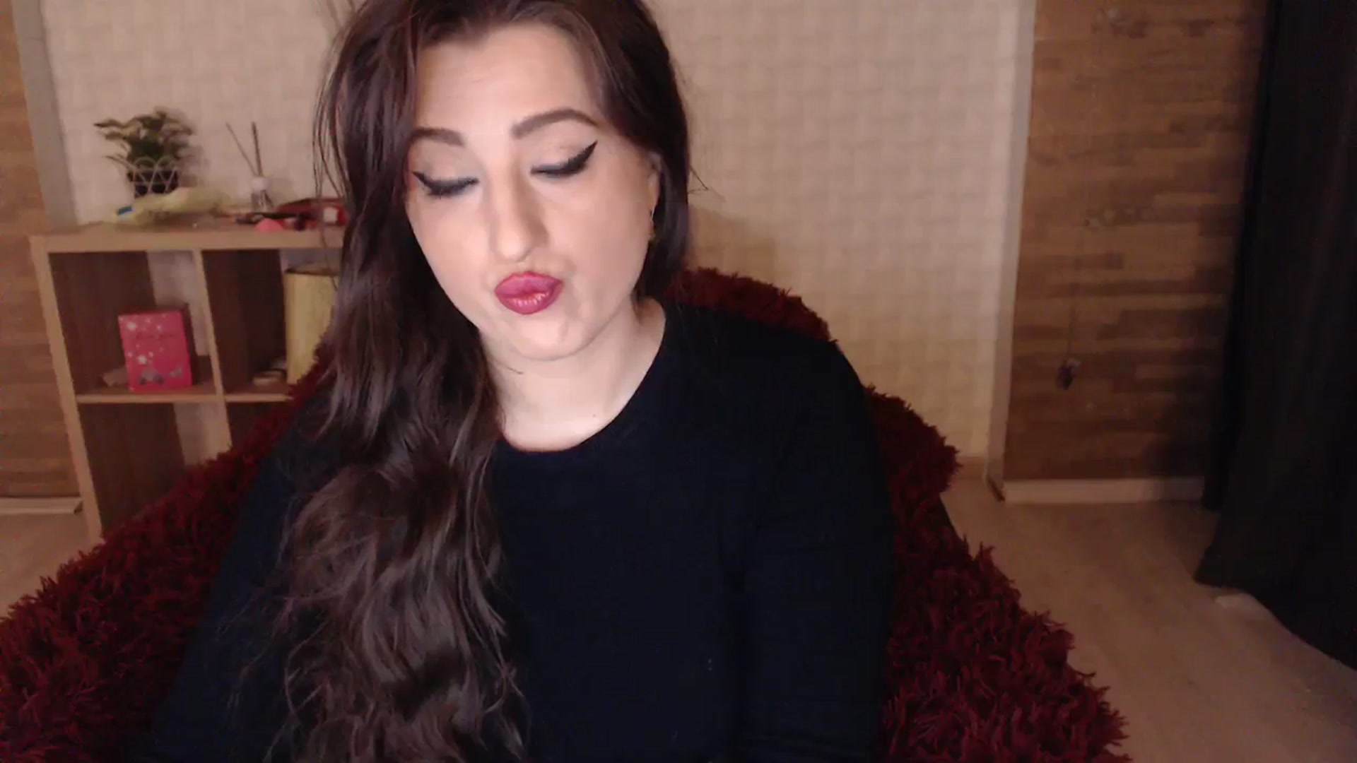 Gallery image thumbnail from HotRebbecca's myfreecams stream on, 11/17/2023, 04:25 image 17 of 20