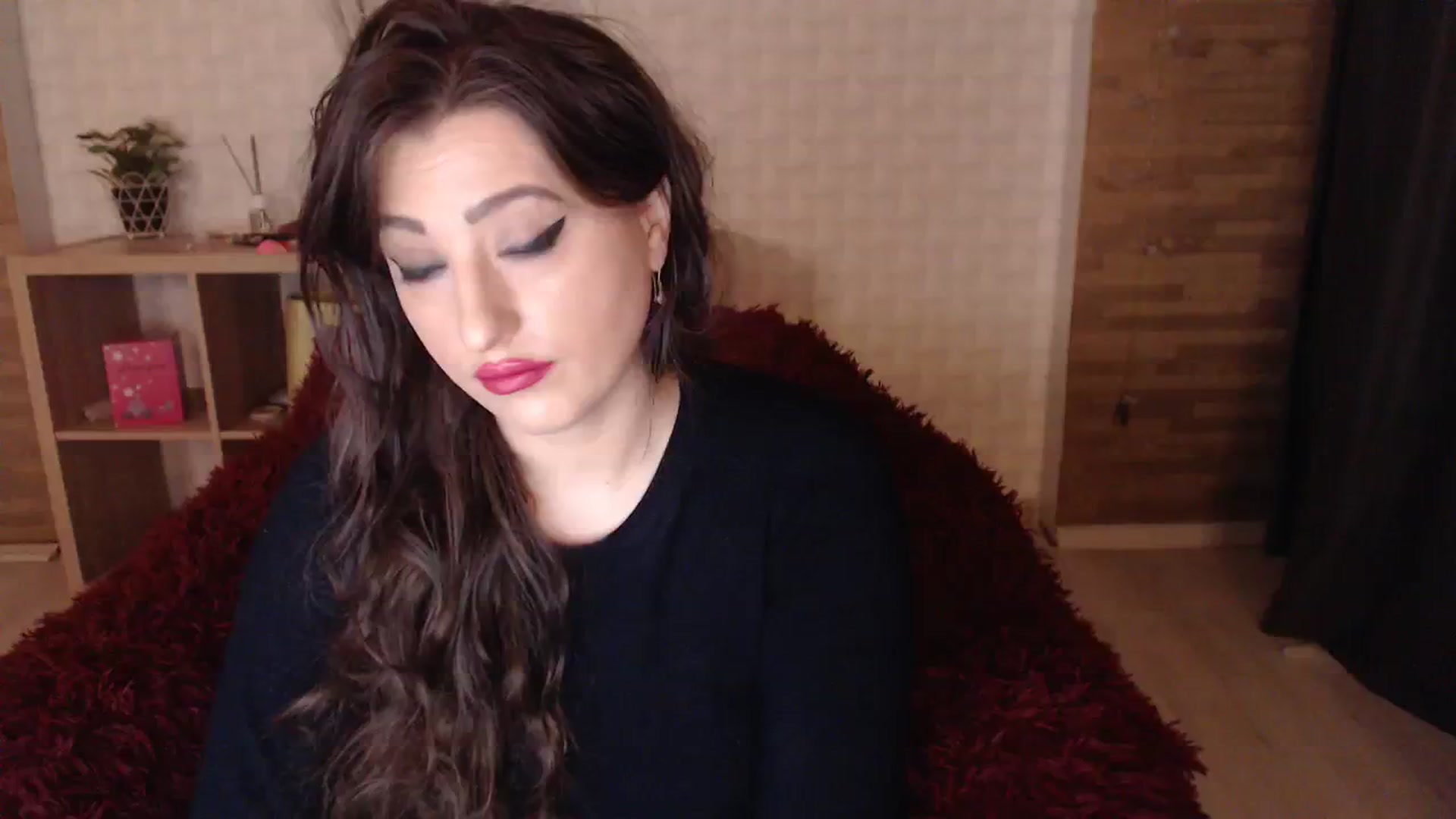 Gallery image thumbnail from HotRebbecca's myfreecams stream on, 11/18/2023, 04:44 image 1 of 20