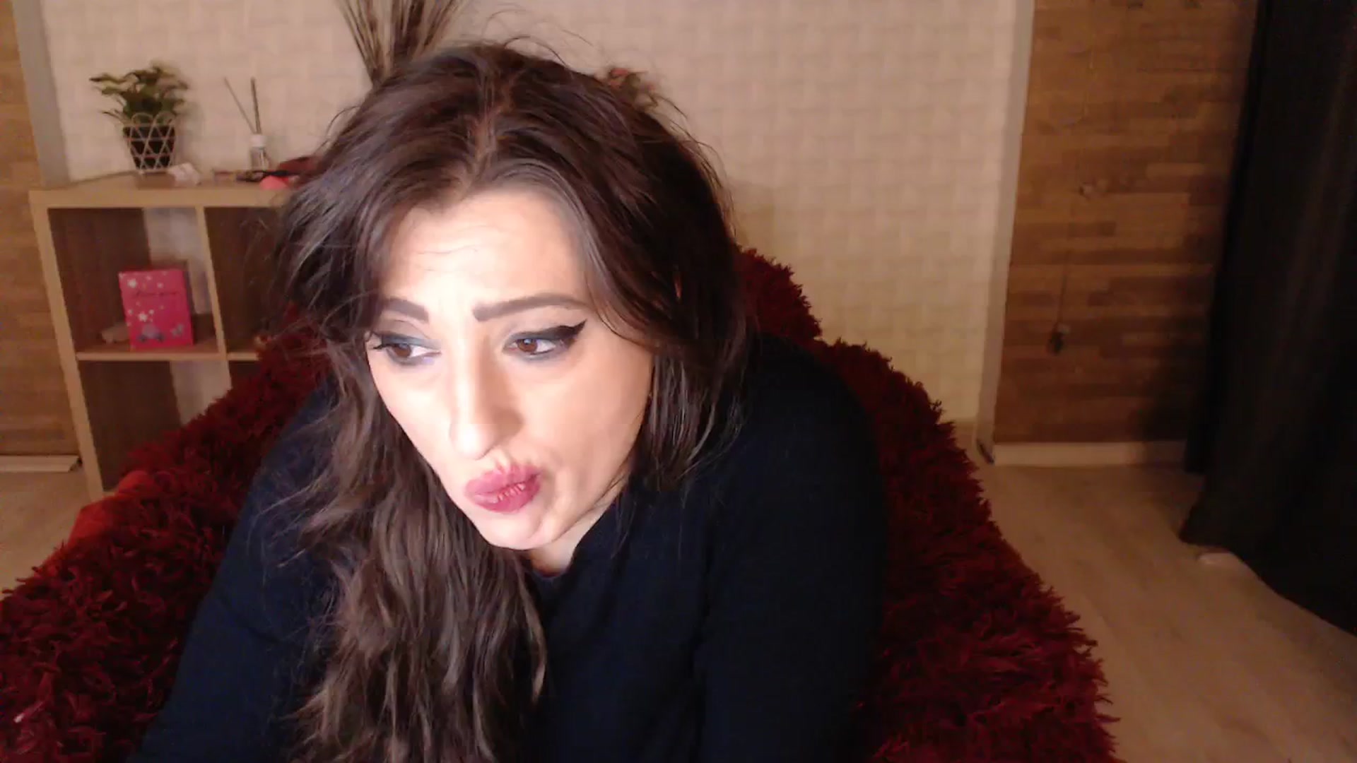 Gallery image thumbnail from HotRebbecca's myfreecams stream on, 11/18/2023, 08:10 image 18 of 20