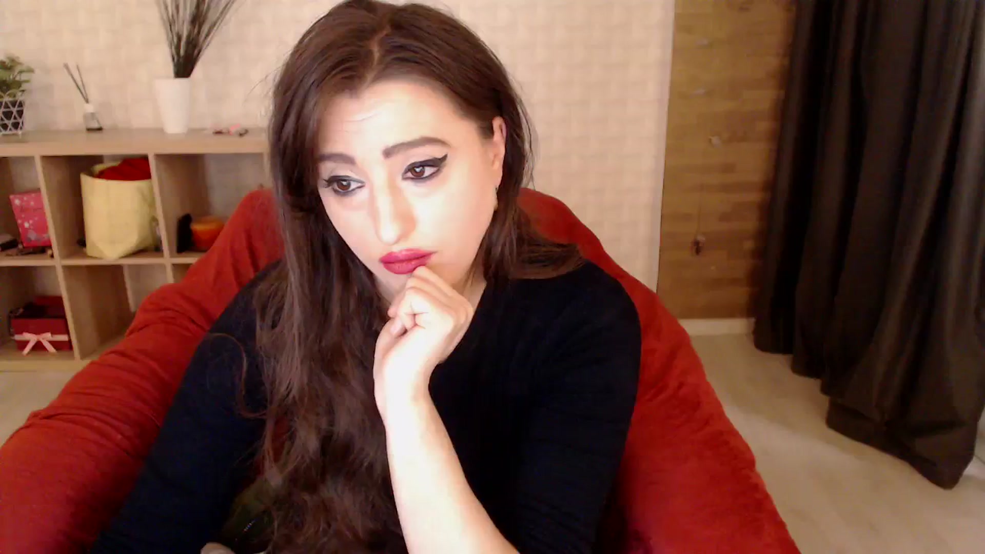 Gallery image thumbnail from HotRebbecca's myfreecams stream on, 11/19/2023, 07:14 image 17 of 20