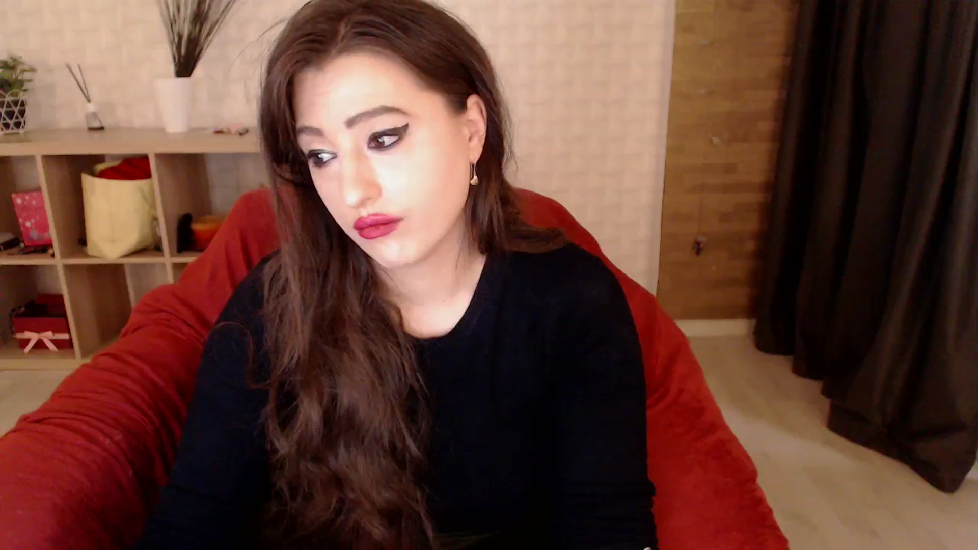 Gallery image thumbnail from HotRebbecca's myfreecams stream on, 11/19/2023, 07:14 image 6 of 20