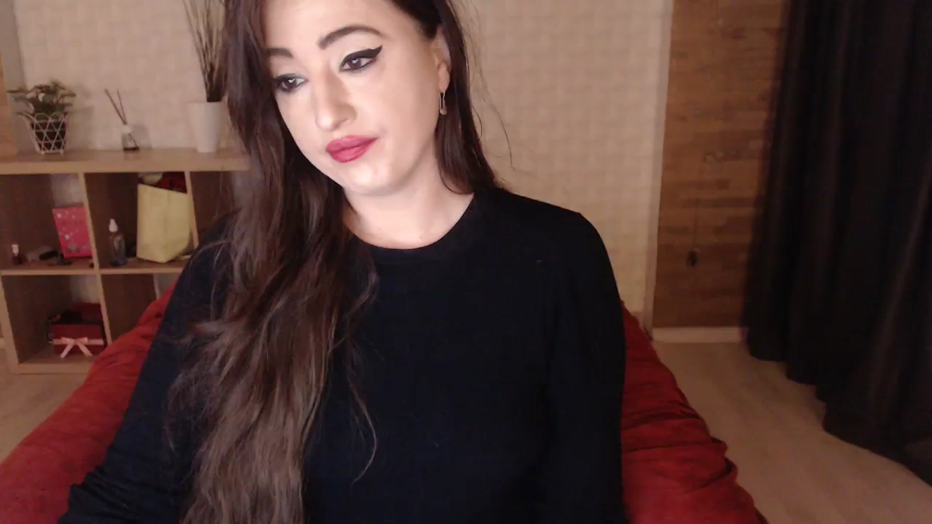 Gallery image thumbnail from HotRebbecca's myfreecams stream on, 11/21/2023, 05:01 image 1 of 20
