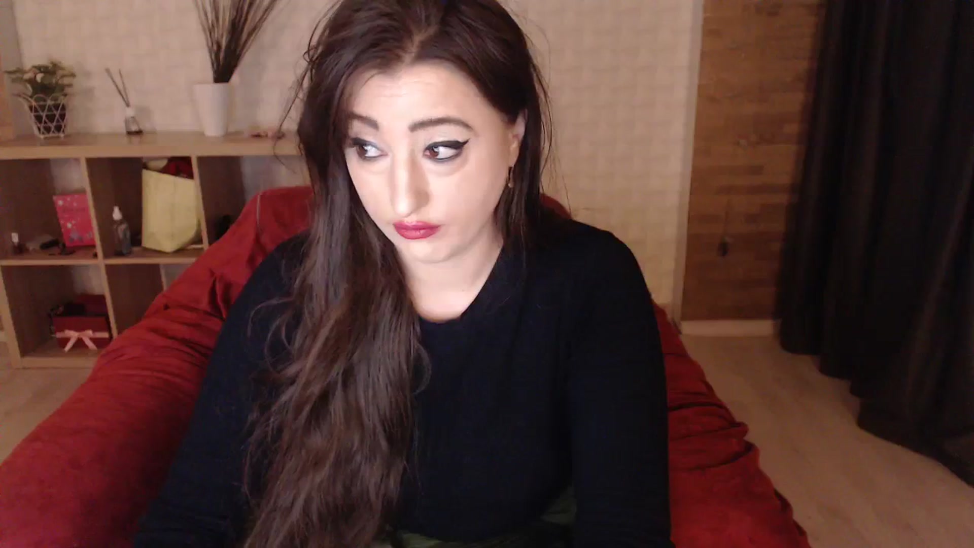 Gallery image thumbnail from HotRebbecca's myfreecams stream on, 11/21/2023, 05:01 image 12 of 20