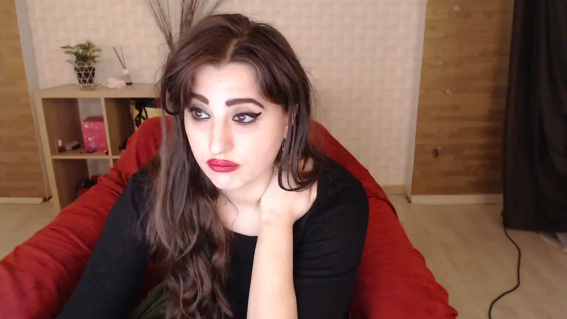Gallery image thumbnail from HotRebbecca's myfreecams stream on, 11/27/2023, 07:40 image 13 of 20