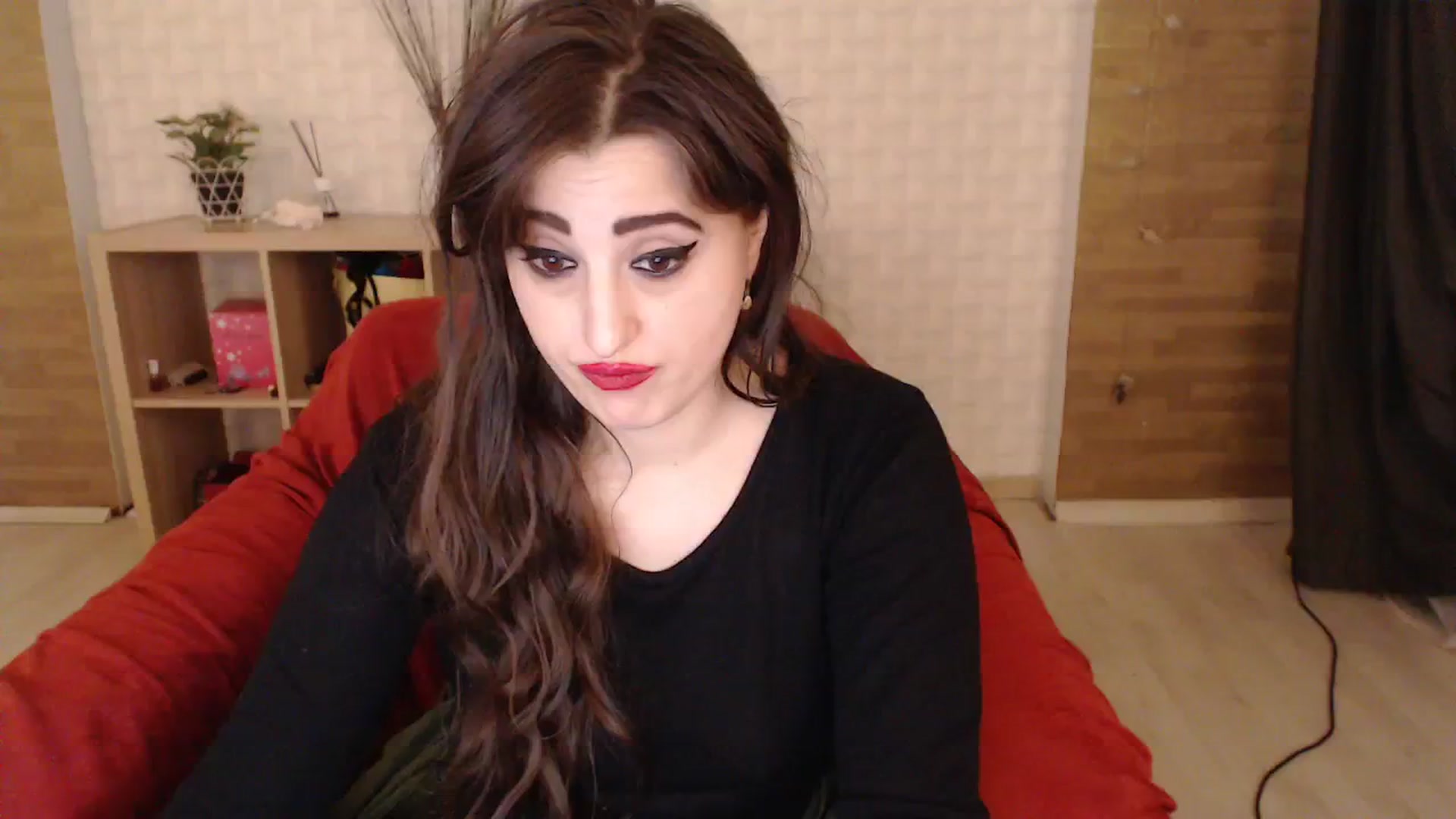 Gallery image thumbnail from HotRebbecca's myfreecams stream on, 11/27/2023, 07:40 image 9 of 20