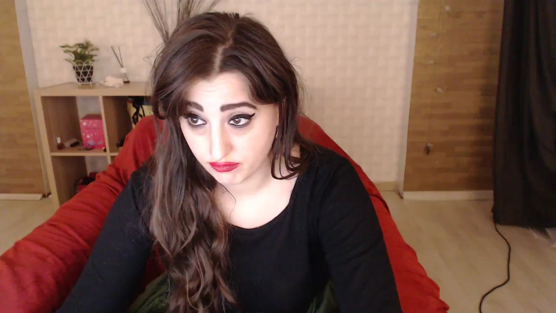 Gallery image thumbnail from HotRebbecca's myfreecams stream on, 11/27/2023, 07:40 image 15 of 20
