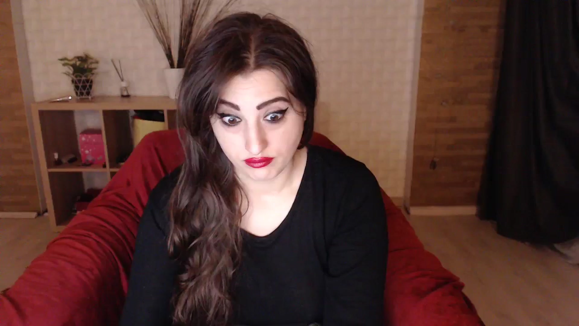 Gallery image thumbnail from HotRebbecca's myfreecams stream on, 11/28/2023, 03:16 image 12 of 20