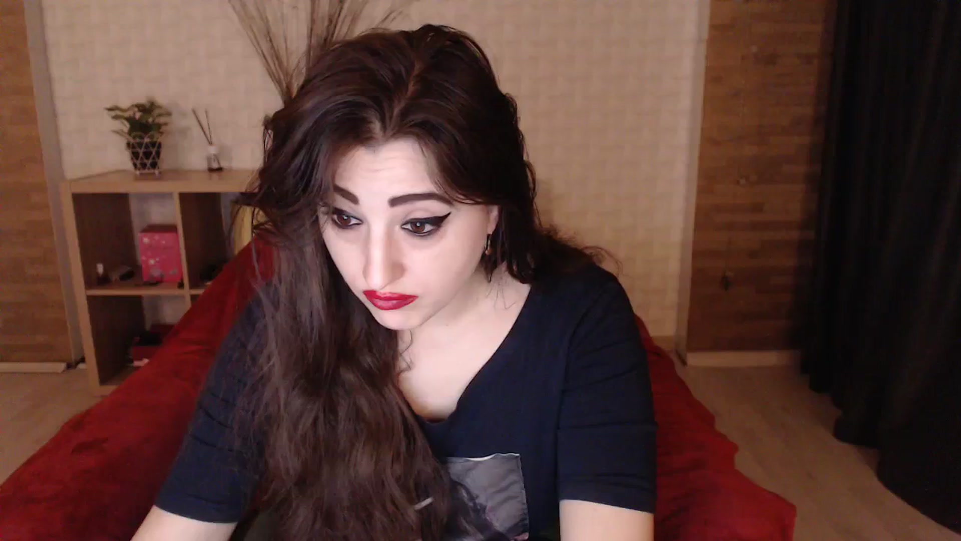Gallery image thumbnail from HotRebbecca's myfreecams stream on, 12/02/2023, 03:11 image 1 of 20