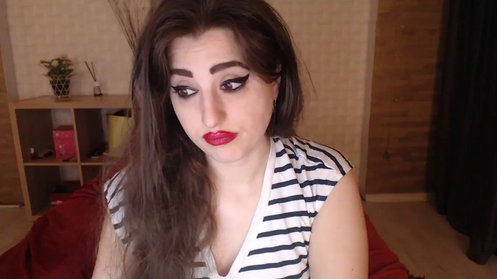 Gallery image thumbnail from HotRebbecca's myfreecams stream on, 12/09/2023, 05:31 image 13 of 20