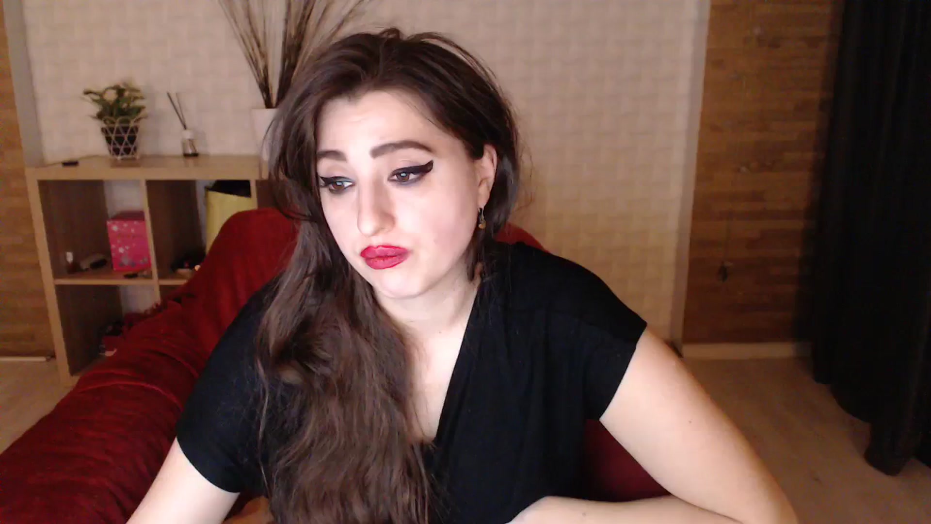 Gallery image thumbnail from HotRebbecca's myfreecams stream on, 12/20/2023, 07:06 image 16 of 20