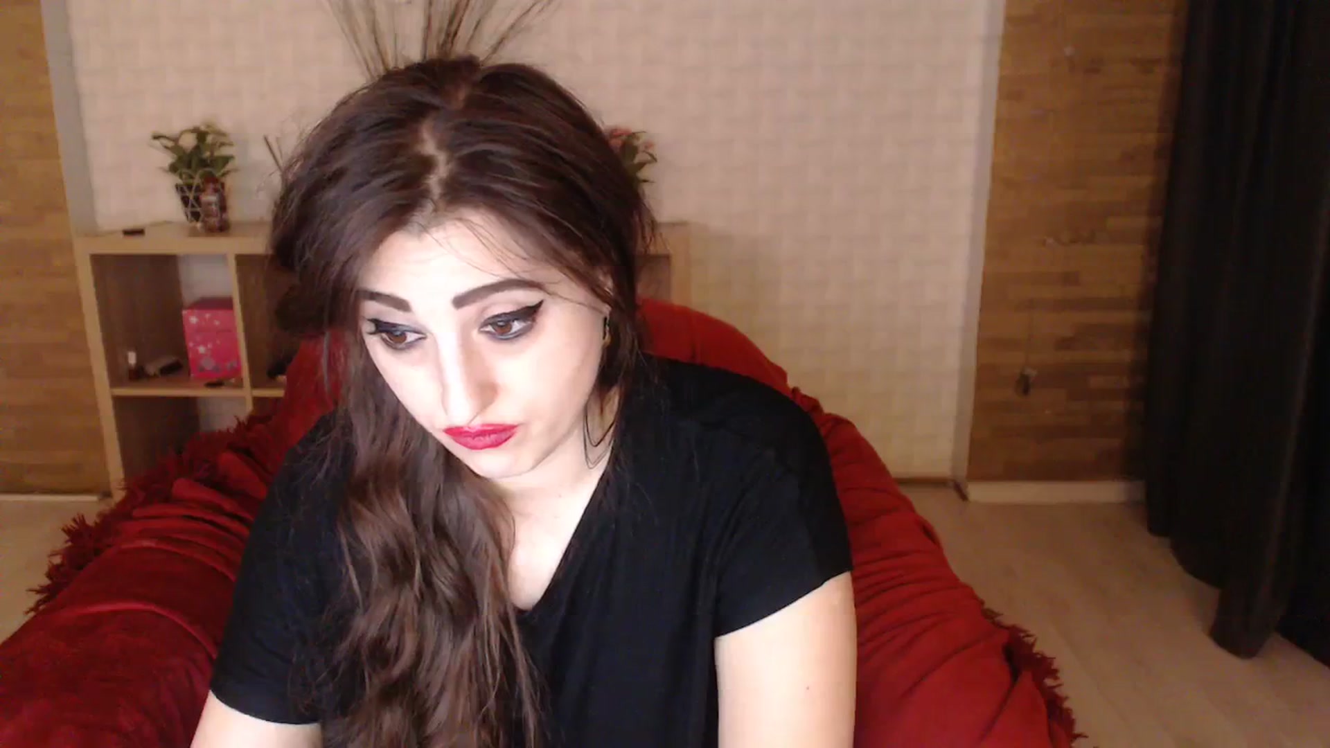 Gallery image thumbnail from HotRebbecca's myfreecams stream on, 12/21/2023, 07:39 image 13 of 20