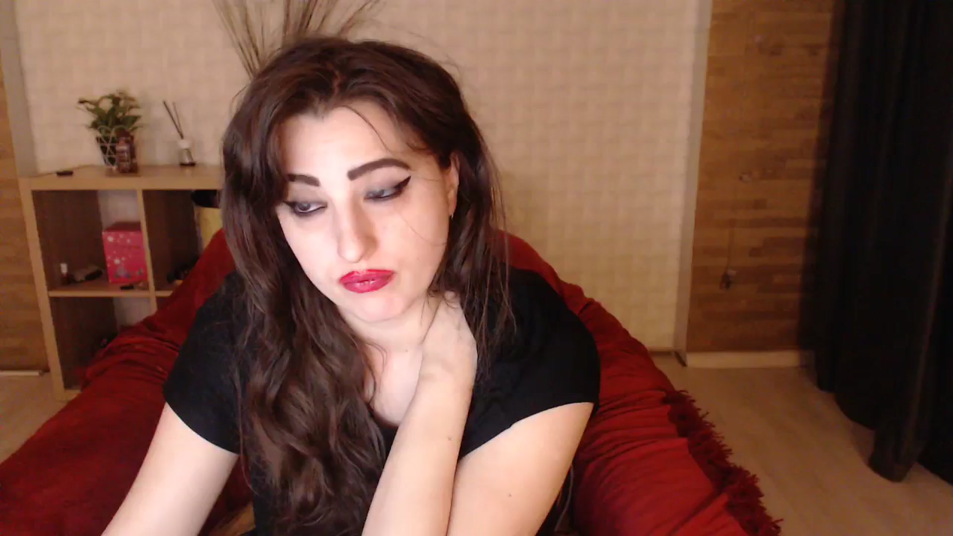 Gallery image thumbnail from HotRebbecca's myfreecams stream on, 12/23/2023, 06:25 image 17 of 20