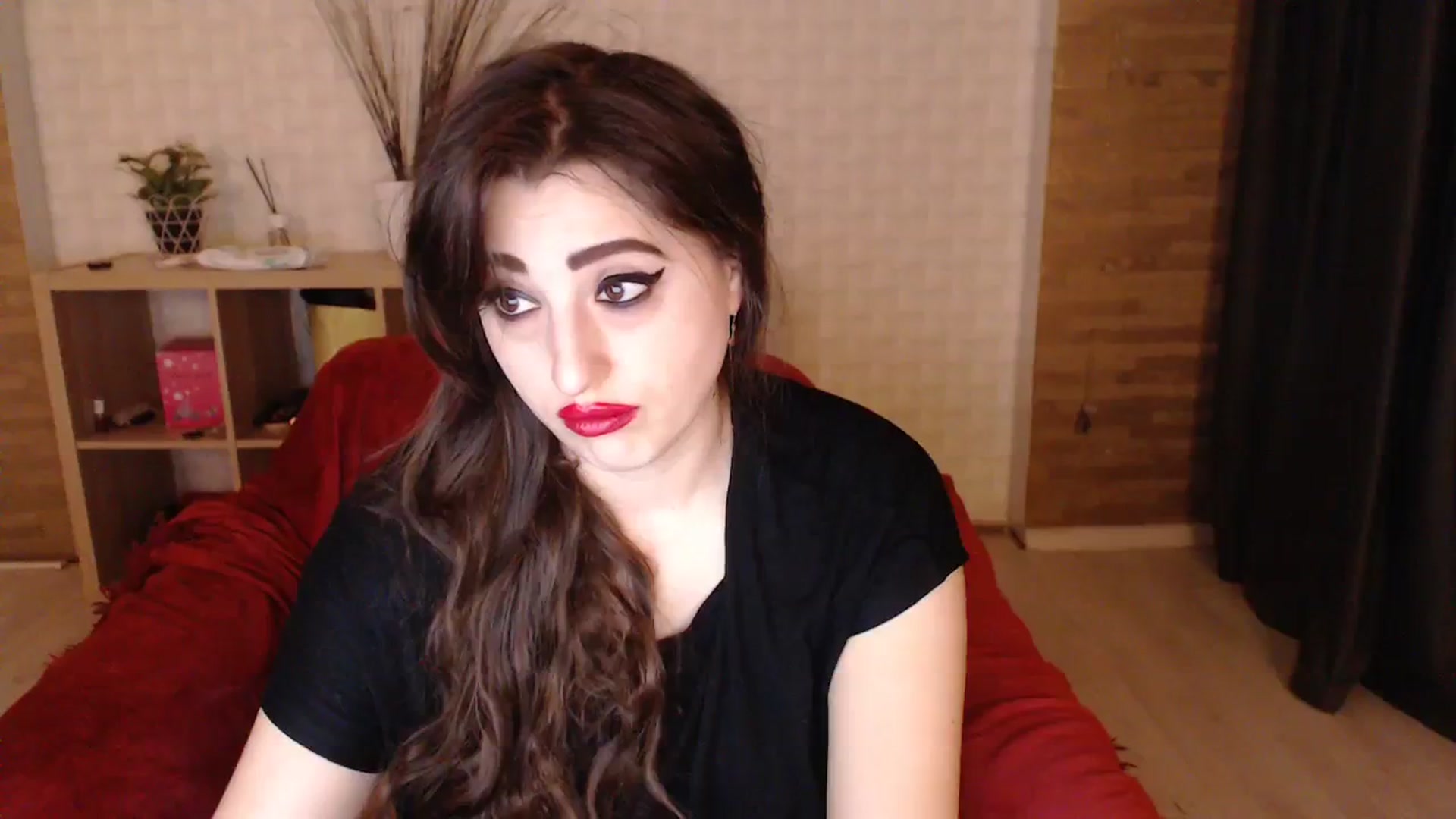 Gallery image thumbnail from HotRebbecca's myfreecams stream on, 12/24/2023, 04:32 image 17 of 20