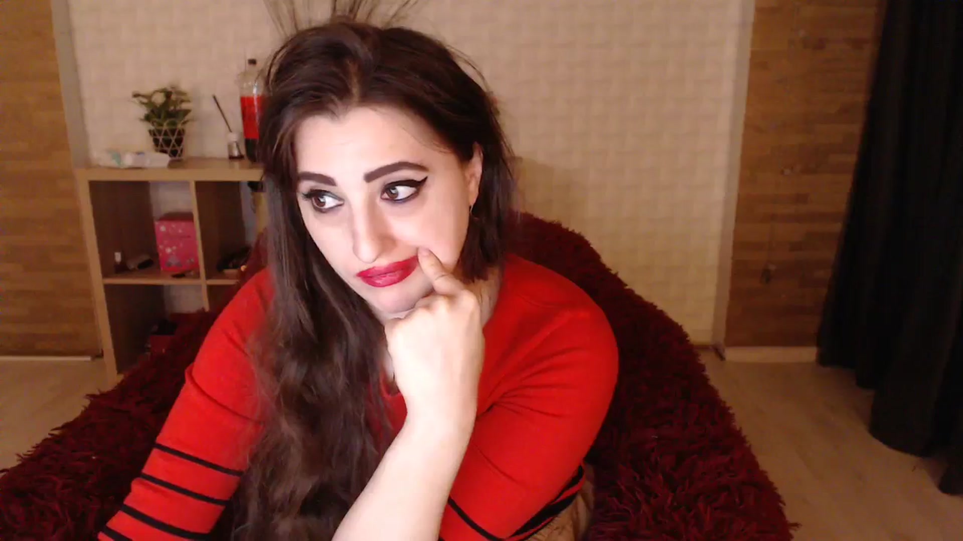 Gallery image thumbnail from HotRebbecca's myfreecams stream on, 12/28/2023, 06:09 image 18 of 20