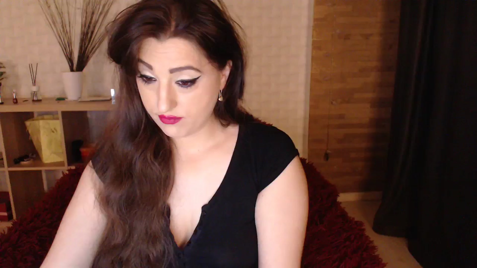 Gallery image thumbnail from HotRebbecca's myfreecams stream on, 04/08/2024, 04:43 image 1 of 20