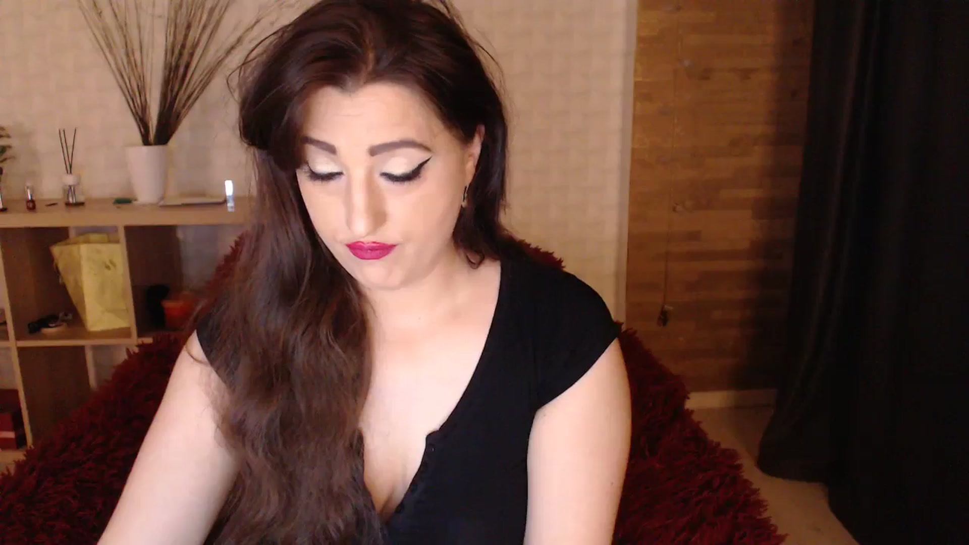 Gallery image thumbnail from HotRebbecca's myfreecams stream on, 04/08/2024, 04:43 image 2 of 20