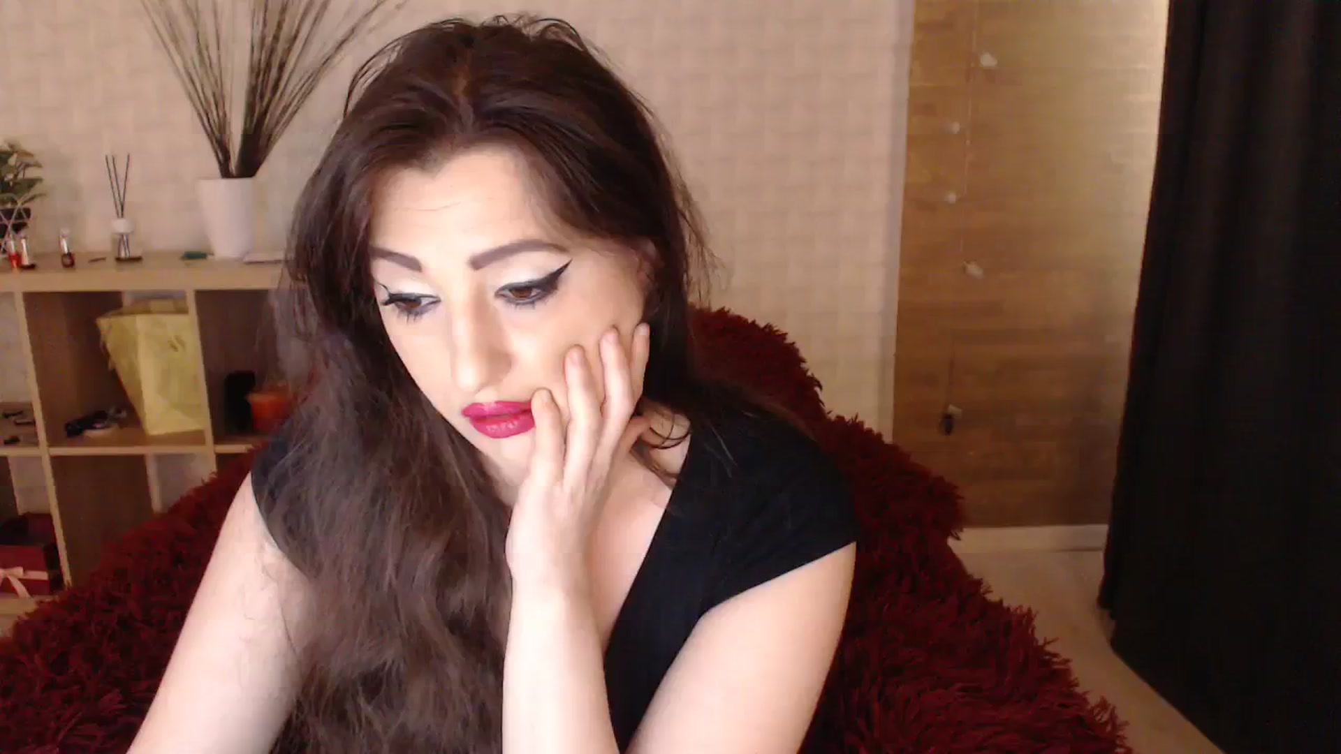 Gallery image thumbnail from HotRebbecca's myfreecams stream on, 04/08/2024, 06:25 image 10 of 20