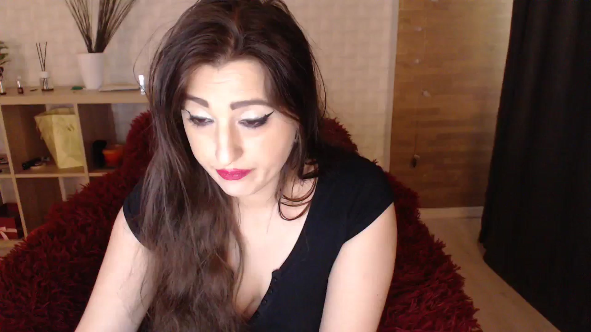 Gallery image thumbnail from HotRebbecca's myfreecams stream on, 04/08/2024, 07:00 image 16 of 20