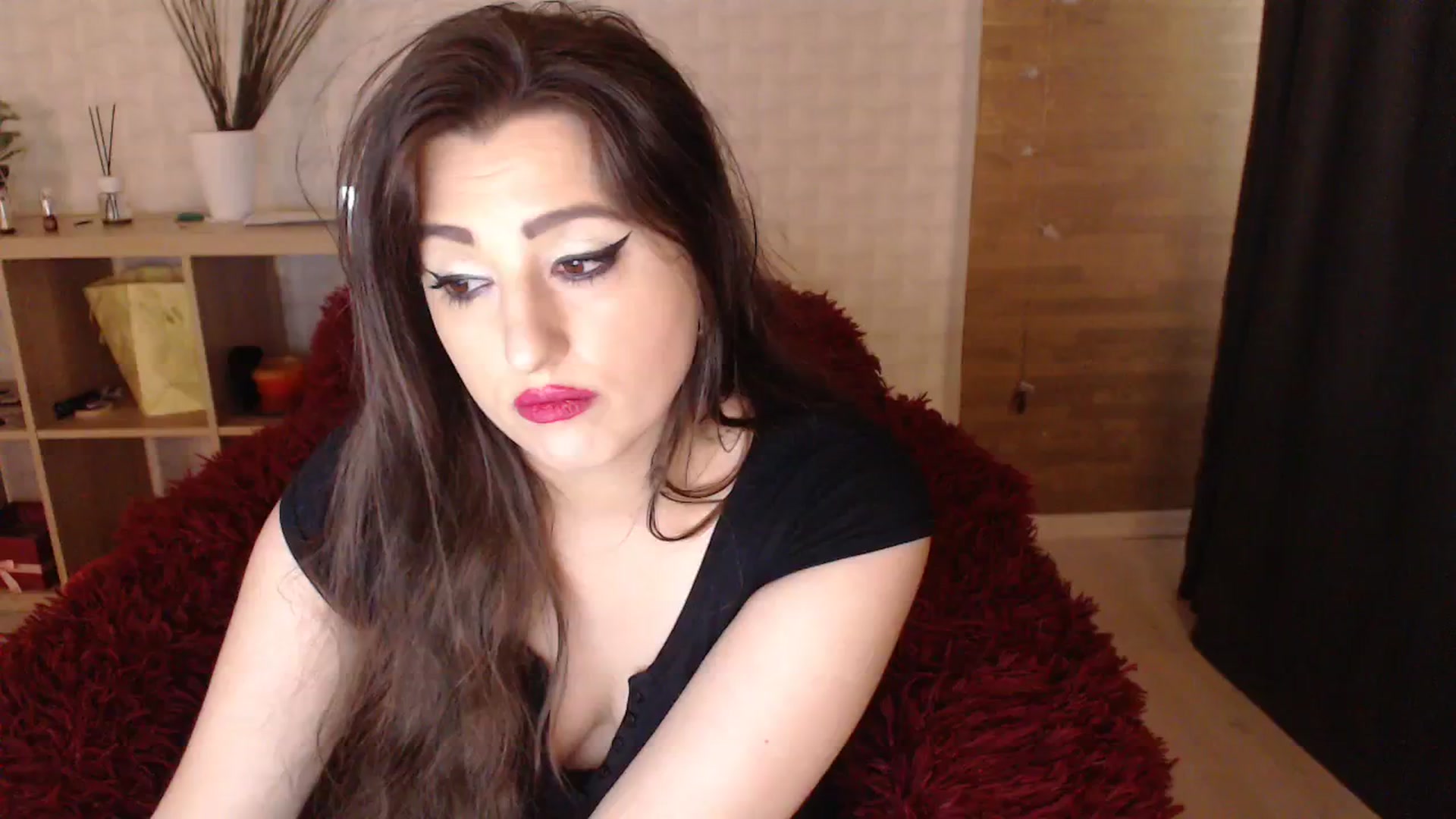 Gallery image thumbnail from HotRebbecca's myfreecams stream on, 04/08/2024, 07:00 image 3 of 20