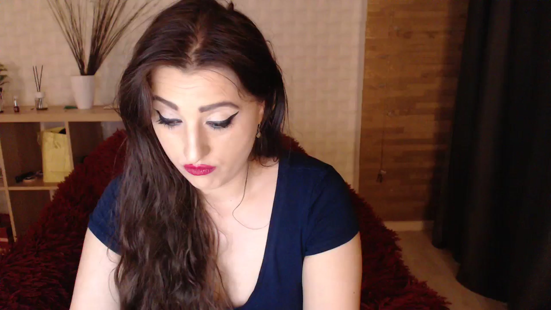 Gallery image thumbnail from HotRebbecca's myfreecams stream on, 04/12/2024, 03:58 image 2 of 20