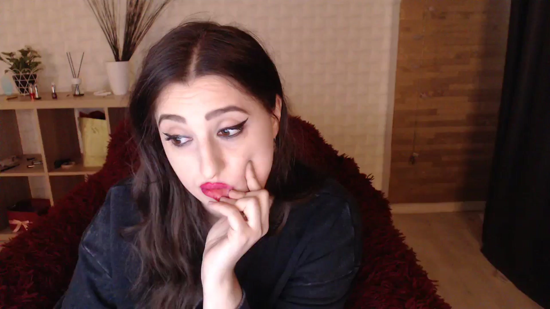 Gallery image thumbnail from HotRebbecca's myfreecams stream on, 04/23/2024, 06:34 image 4 of 20