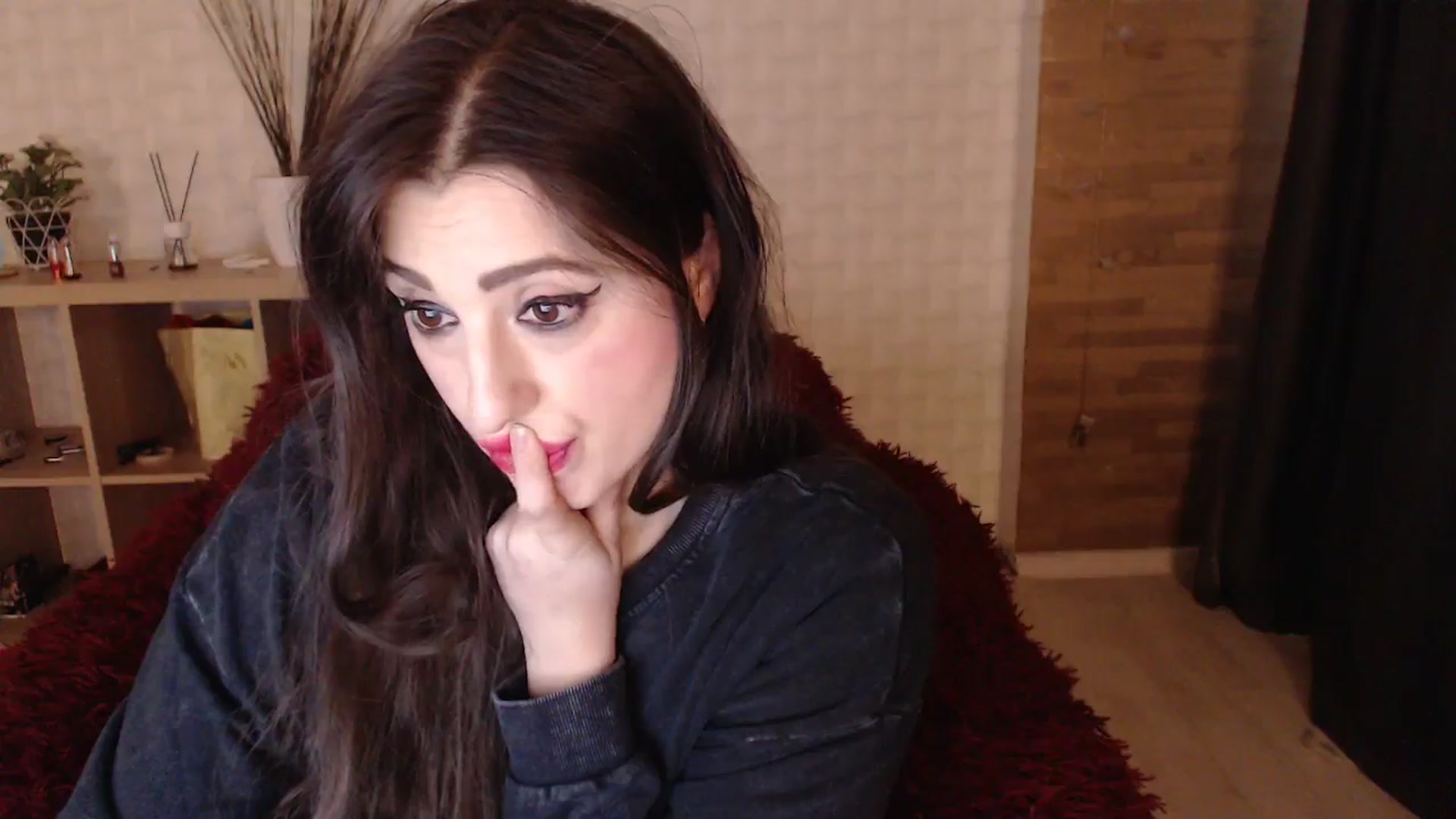 Gallery image thumbnail from HotRebbecca's myfreecams stream on, 04/24/2024, 05:40 image 8 of 20