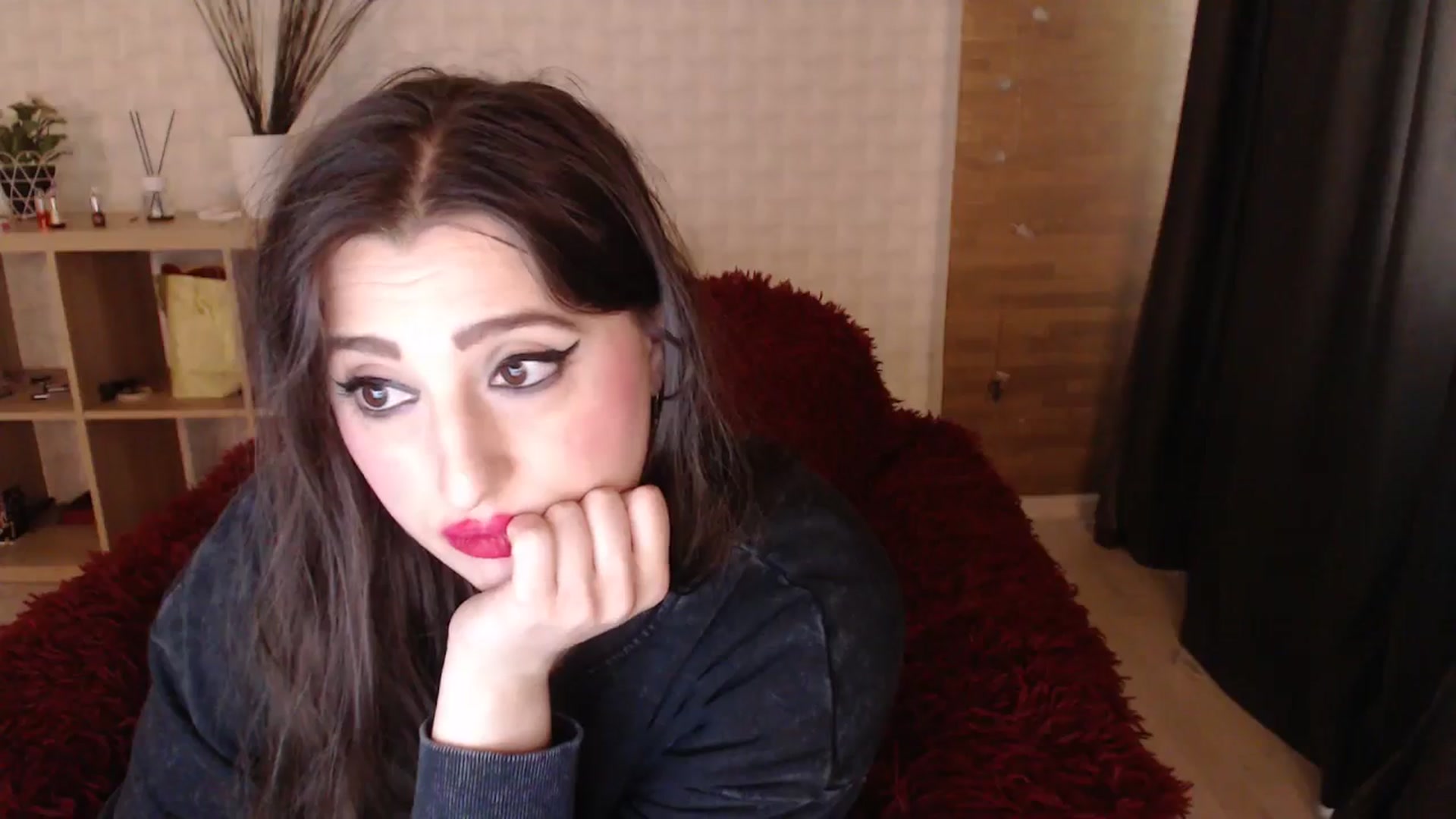 Gallery image thumbnail from HotRebbecca's myfreecams stream on, 04/25/2024, 08:43 image 12 of 20
