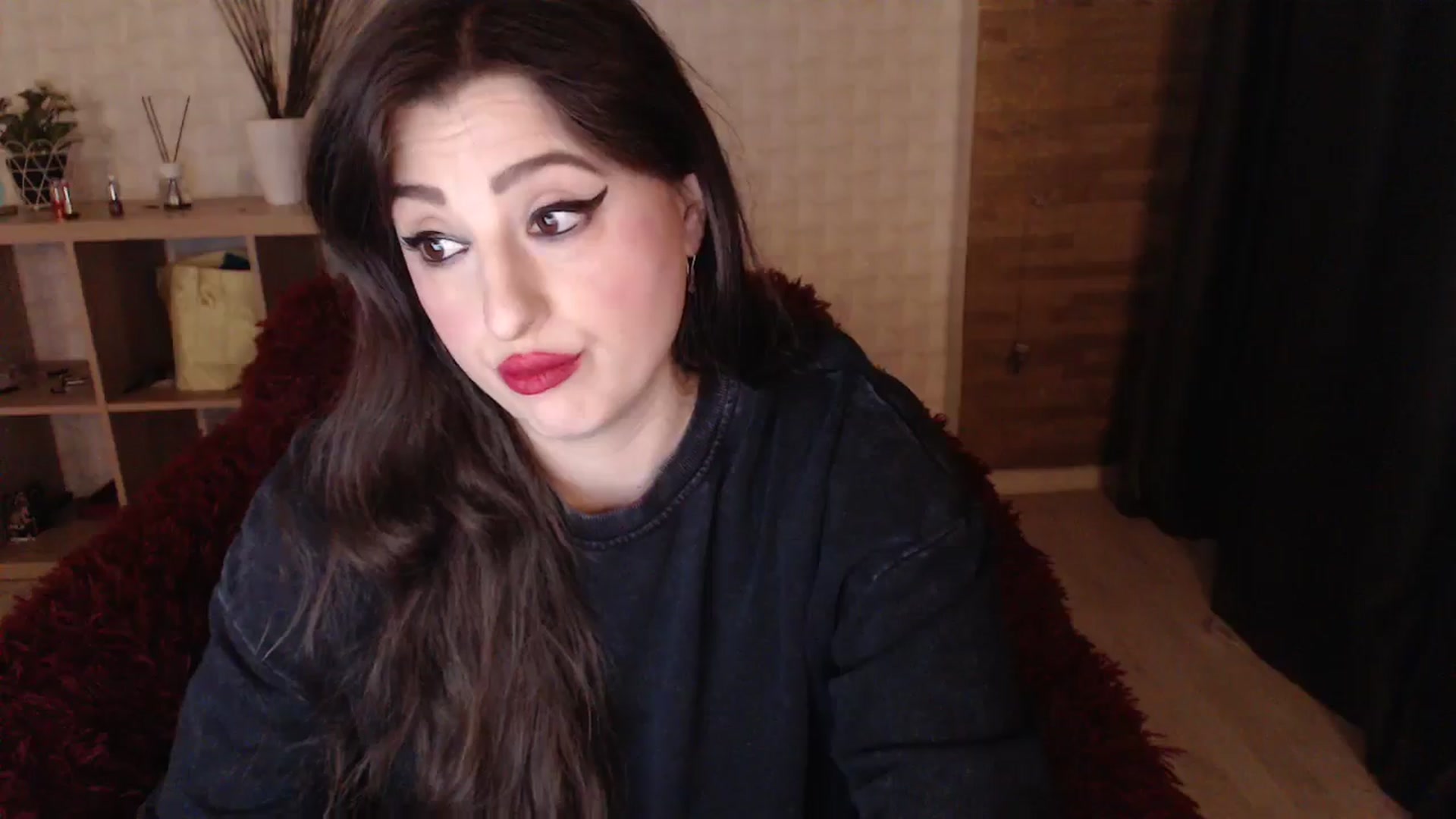 Gallery image thumbnail from HotRebbecca's myfreecams stream on, 04/28/2024, 03:39 image 2 of 20