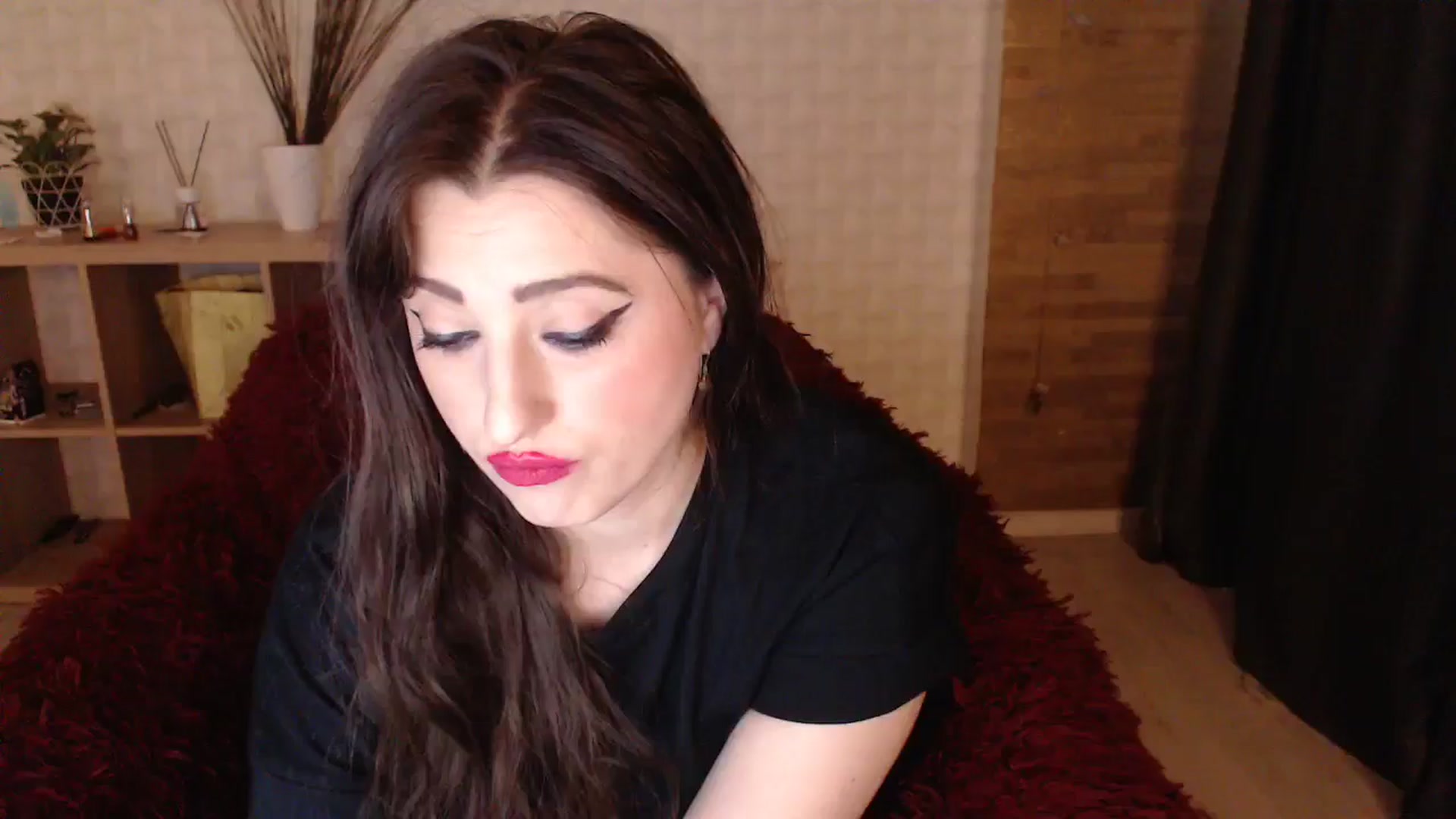 Gallery image thumbnail from HotRebbecca's myfreecams stream on, 05/08/2024, 04:35 image 1 of 20