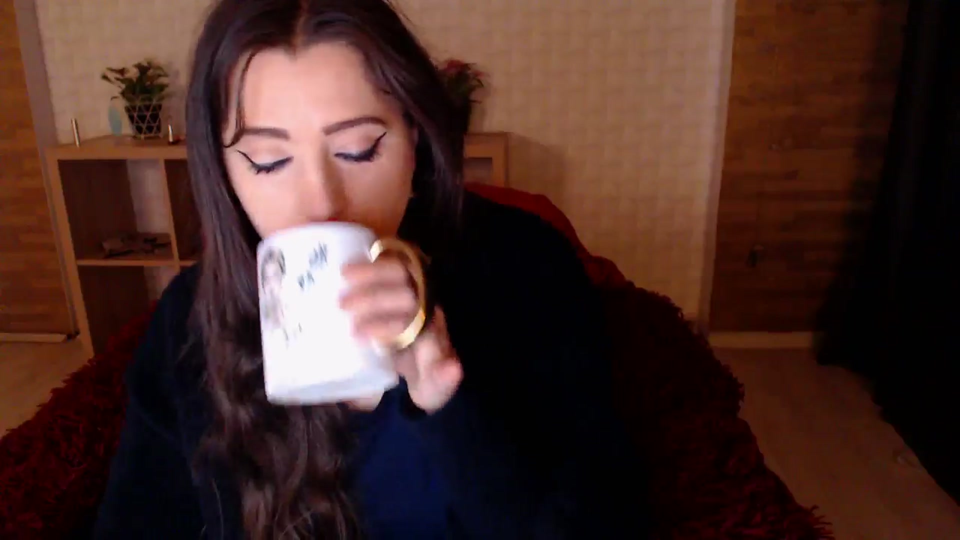 Gallery image thumbnail from HotRebbecca's myfreecams stream on, 05/16/2024, 23:29 image 4 of 20