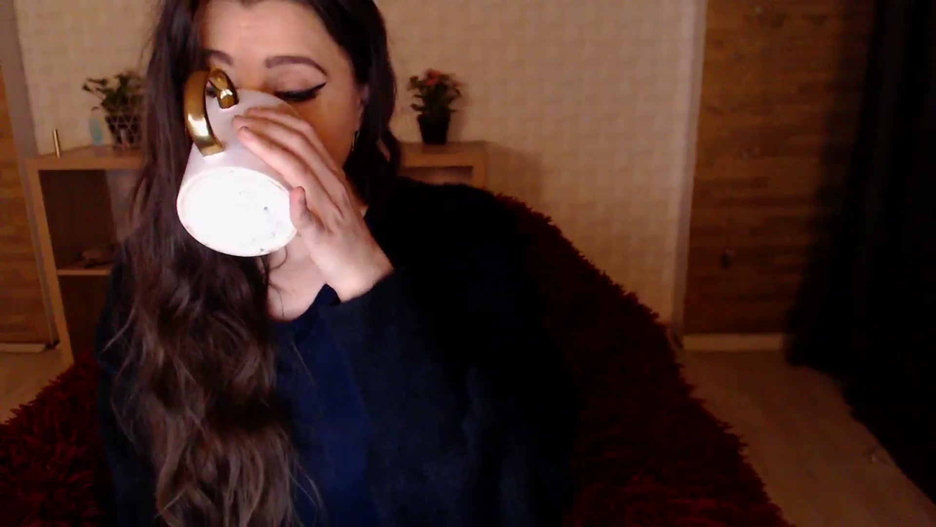 Gallery image thumbnail from HotRebbecca's myfreecams stream on, 05/17/2024, 02:57 image 6 of 20