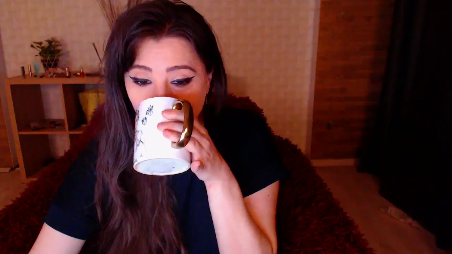 Gallery image thumbnail from HotRebbecca's myfreecams stream on, 05/24/2024, 01:31 image 15 of 20